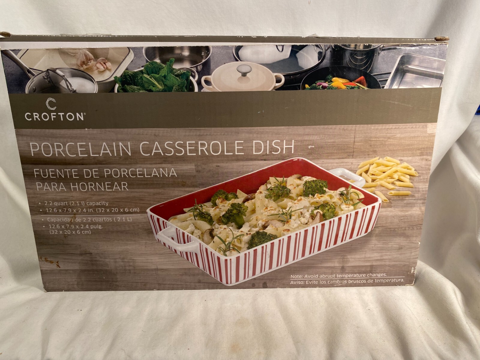 Crofton Porcelain Casserole Dish 2.2 Quart New In Box 12.6″ X 7.9″ X 2.4″
