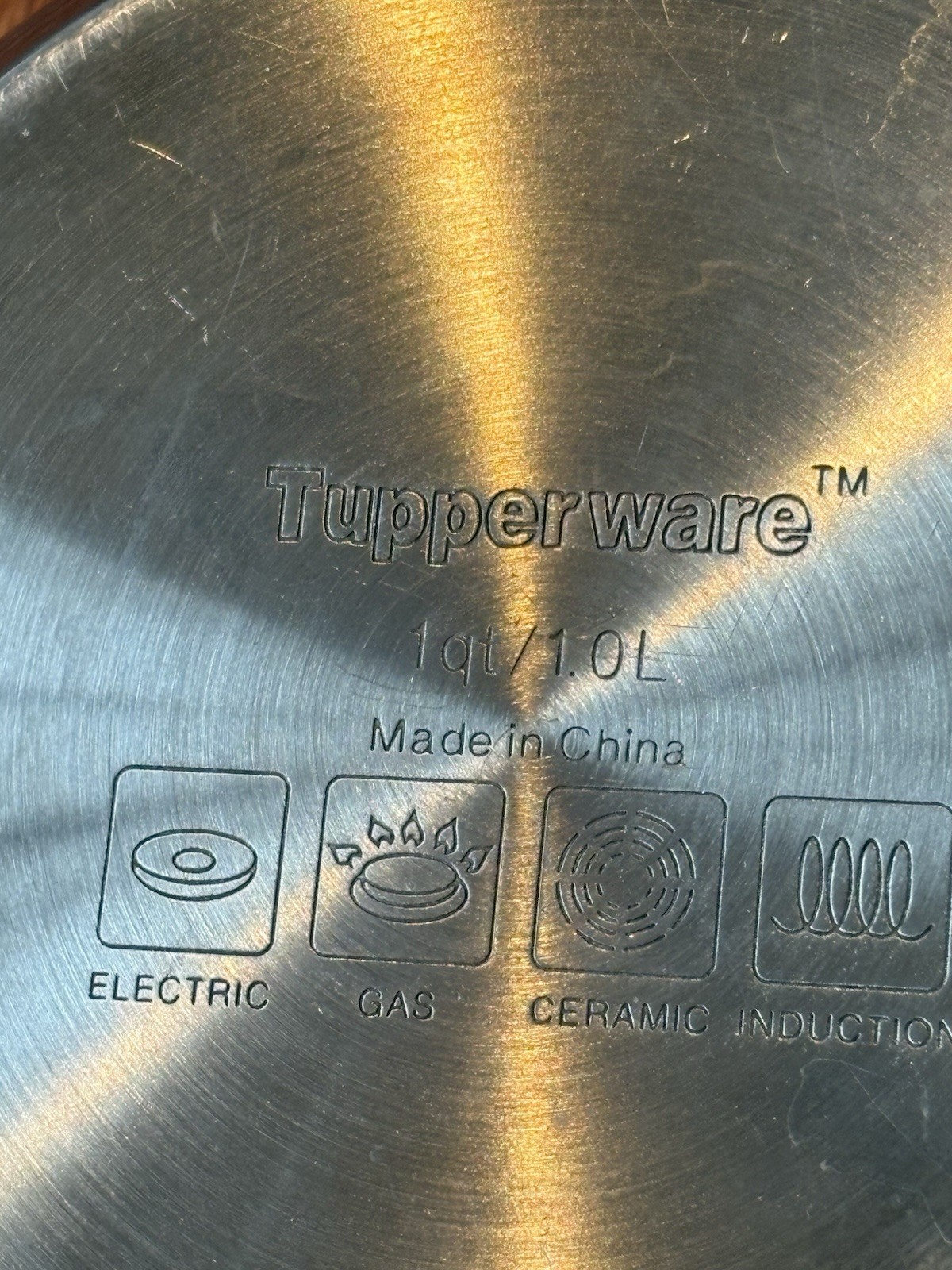 Tupperware Chef Series Non Stick 1 Qt 1.0LSauce Pan Stainless Steel Glass Lid