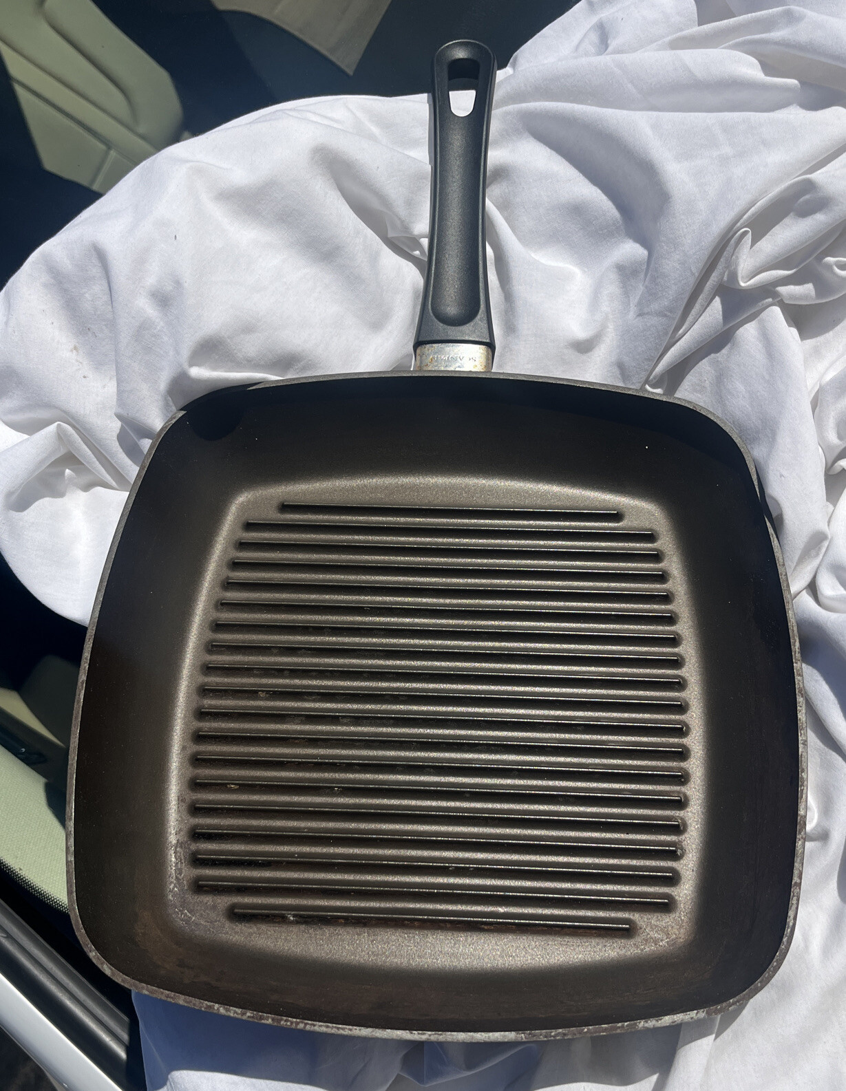 SCANPAN CLASSIC 10 1/2″ Square Stovetop Grill Pan Ceramic Titanium Denmark EUC