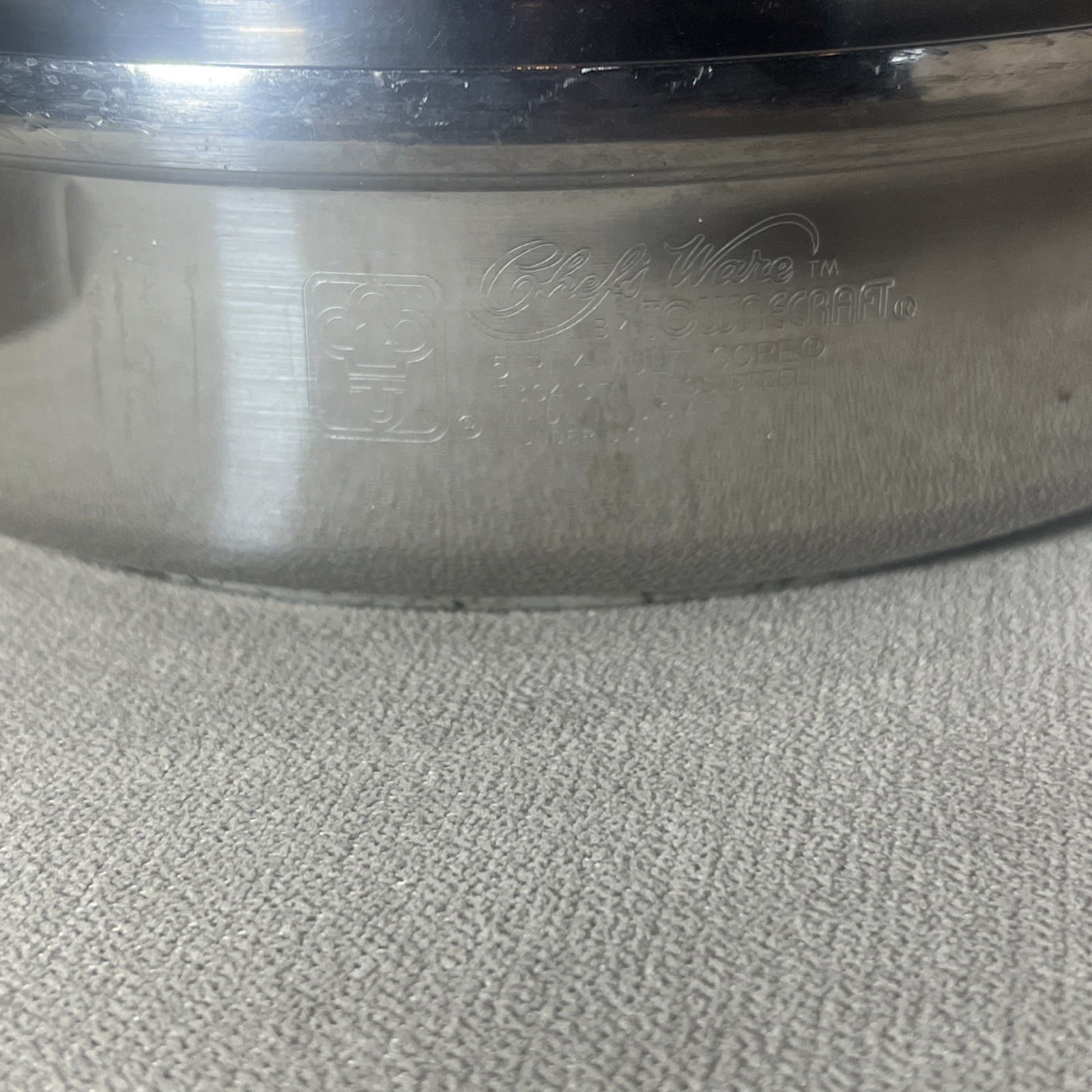 Vintage Chef’s Ware Towncraft 9″ Sauce Pan Frying 2.5 Qt Stainless Steel w/ Lid