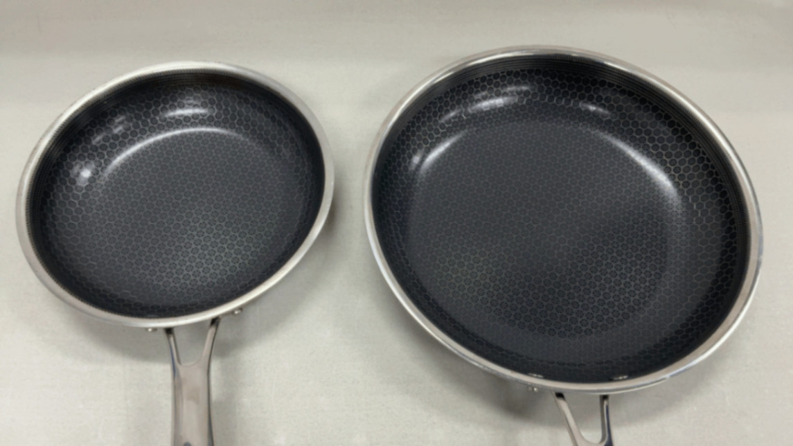 HexClad Hybrid Nonstick 7-Piece Cookware Set, 8″, 10″, 12