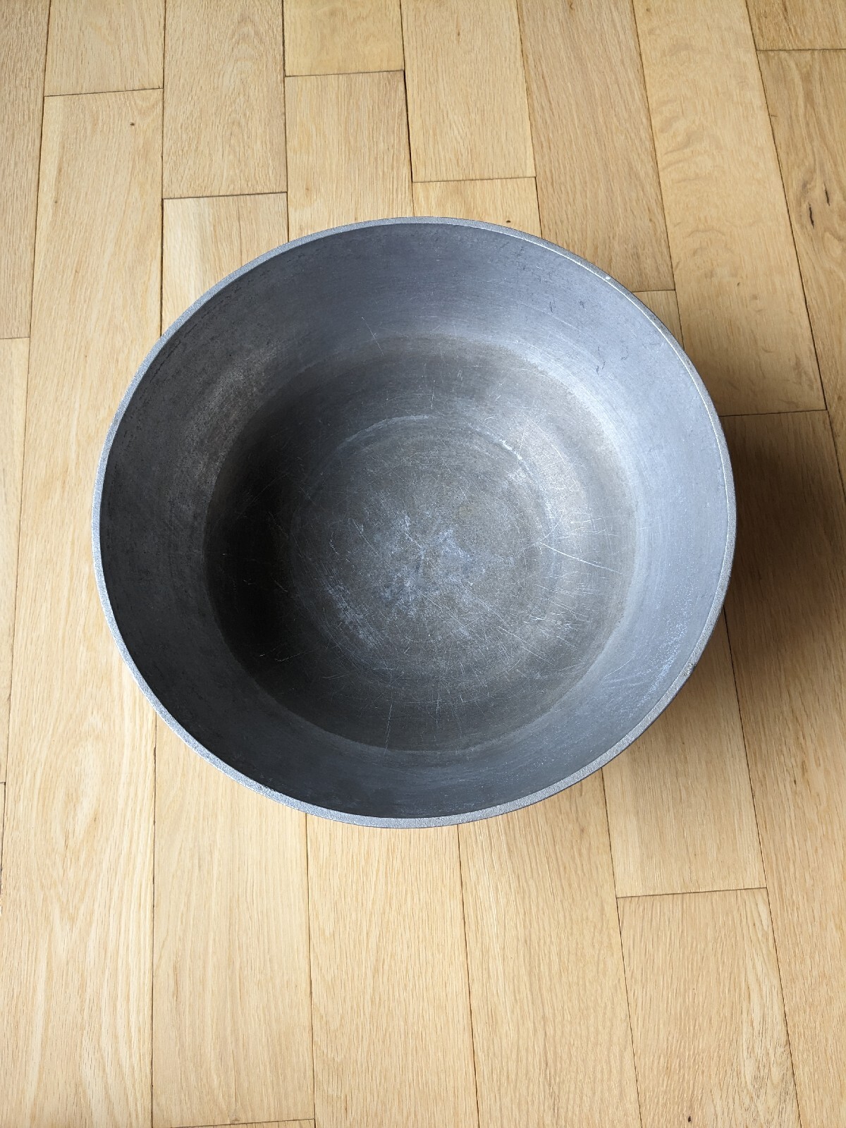 Contemporary Hard Anodized Solid Heavy Guage Aluminum Wok 6 Qt. 2.4 lb. 13x5x.5″