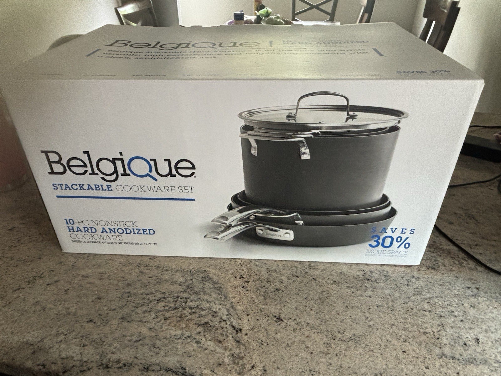 Belgique 10 Pc. Nonstick Hard Anodized Cookware Stackable Pots and Pans