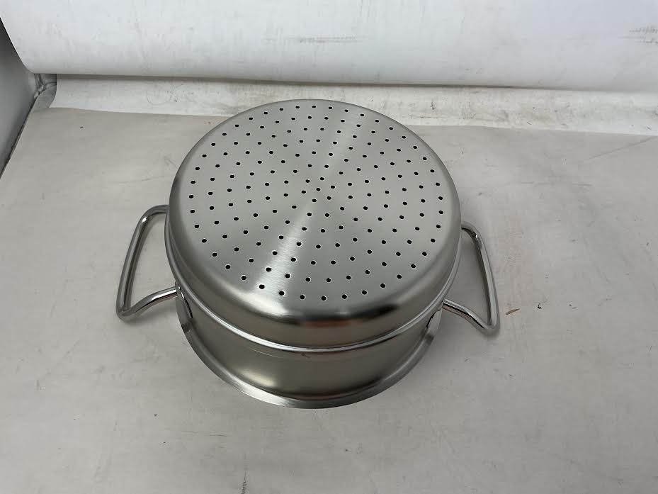 “Fissler Original Profi Steamer Insert, 8″ Silver”