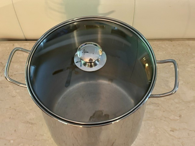 Williams Sonoma Kim/Korea 12 Quart Stainless Steel Pot 18/10 with Lid