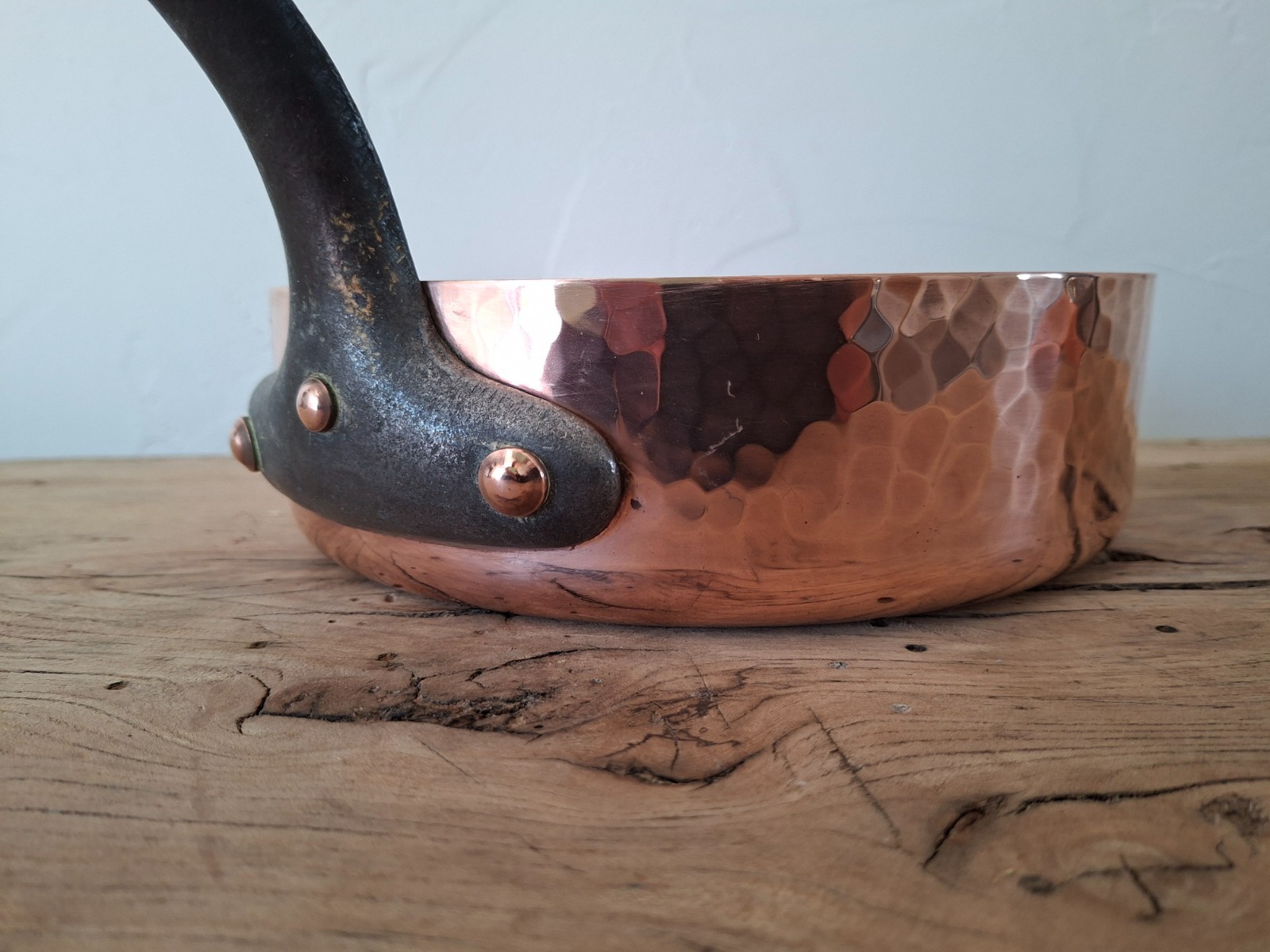 VINTAGE COPPER SAUTE PAN VILLEDIEU HAMMERED 3 mm TOQUE