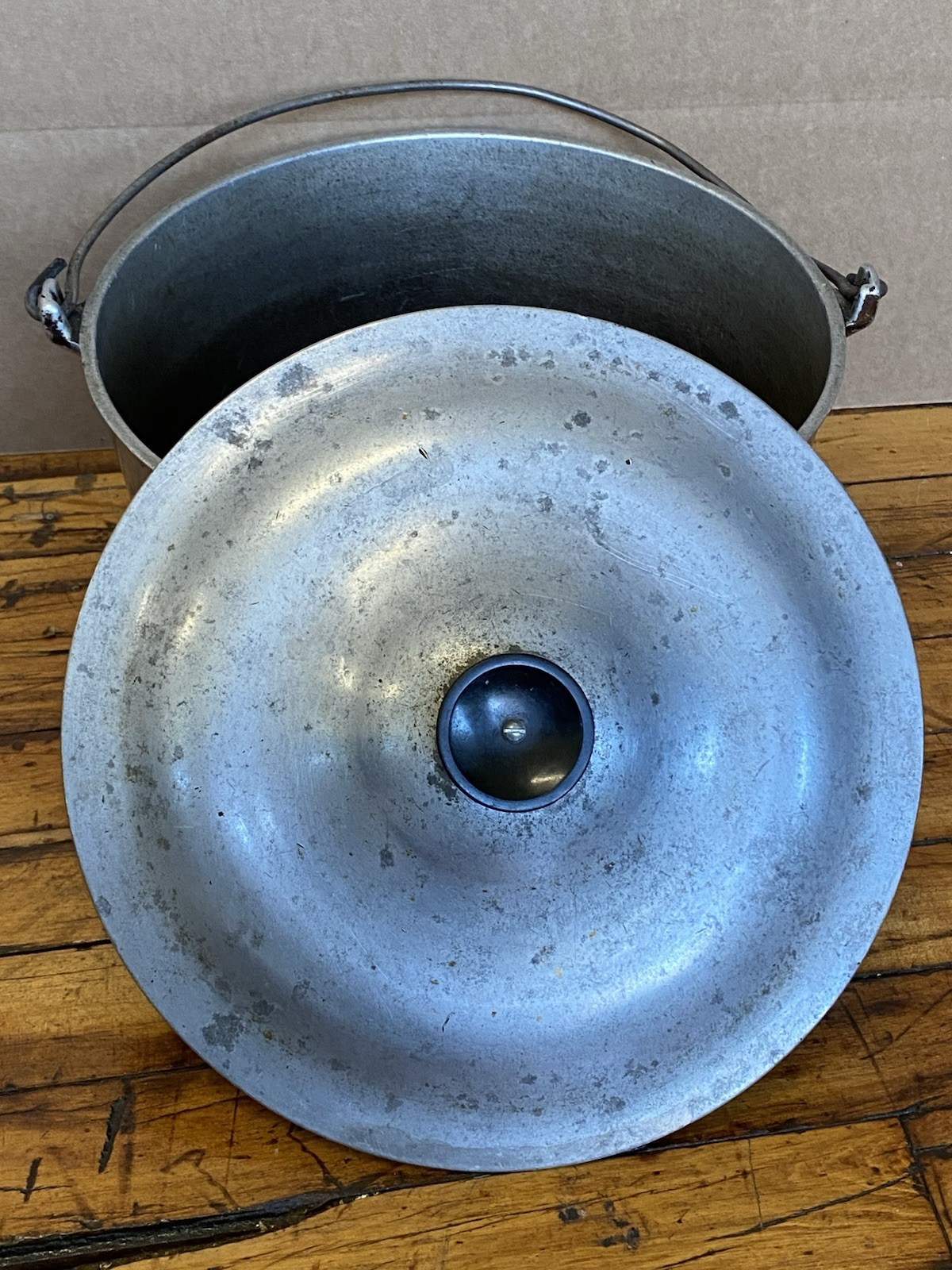 Vintage Aluminum Stock Pot Kettle w Lid Bail Handle Camping Farm Cook Pot 12″