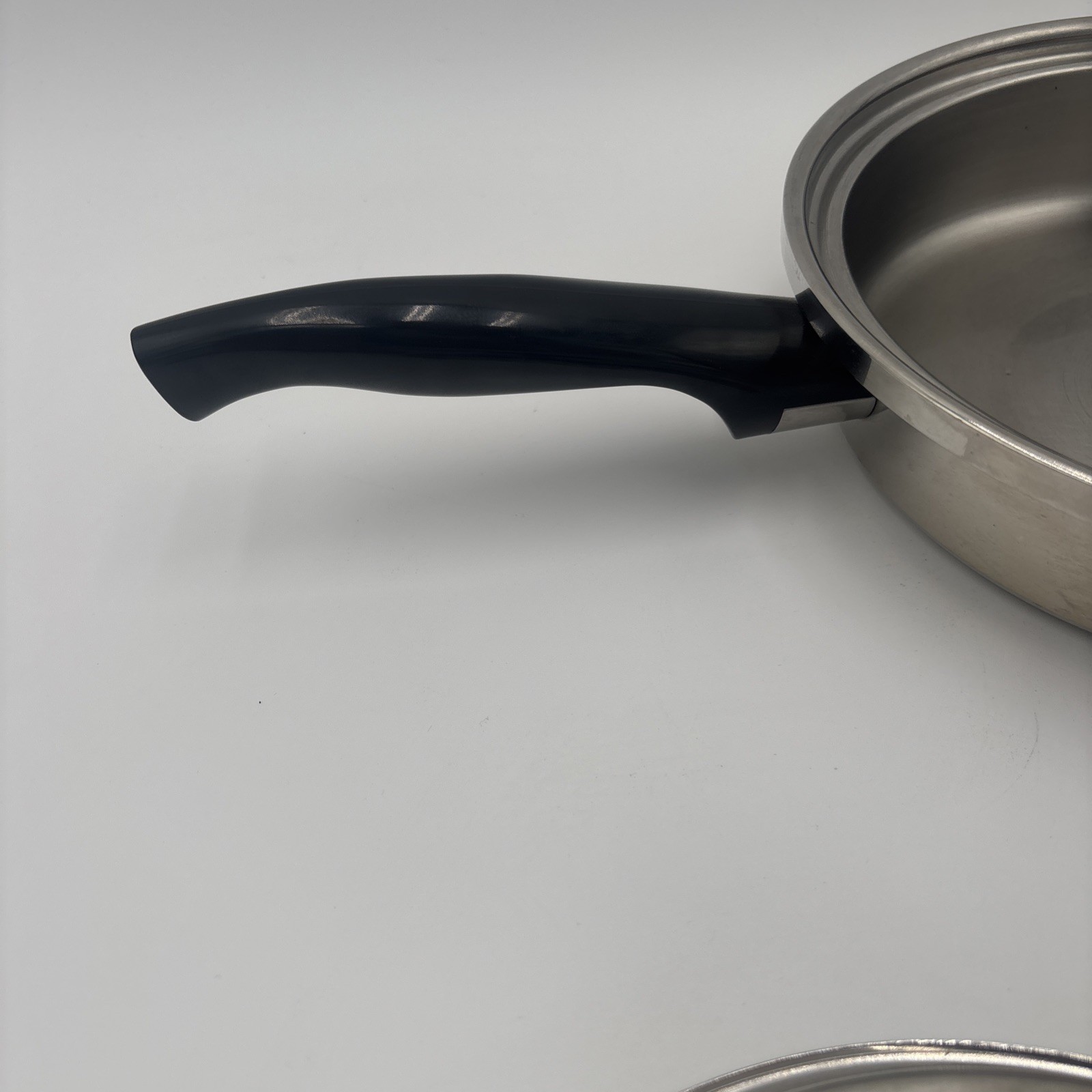 VINTAGE Kitchen Craft 1.5 Qt 9″ 5 Ply Multi-Core Stainless Saucepan/Skillet