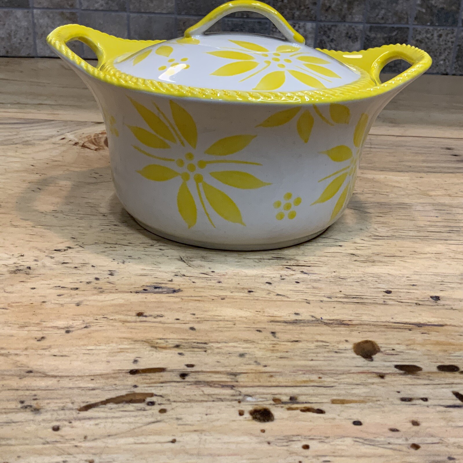 Temptations Old World Yellow Floral 16oz Mini Casserole Crock w/ Lid