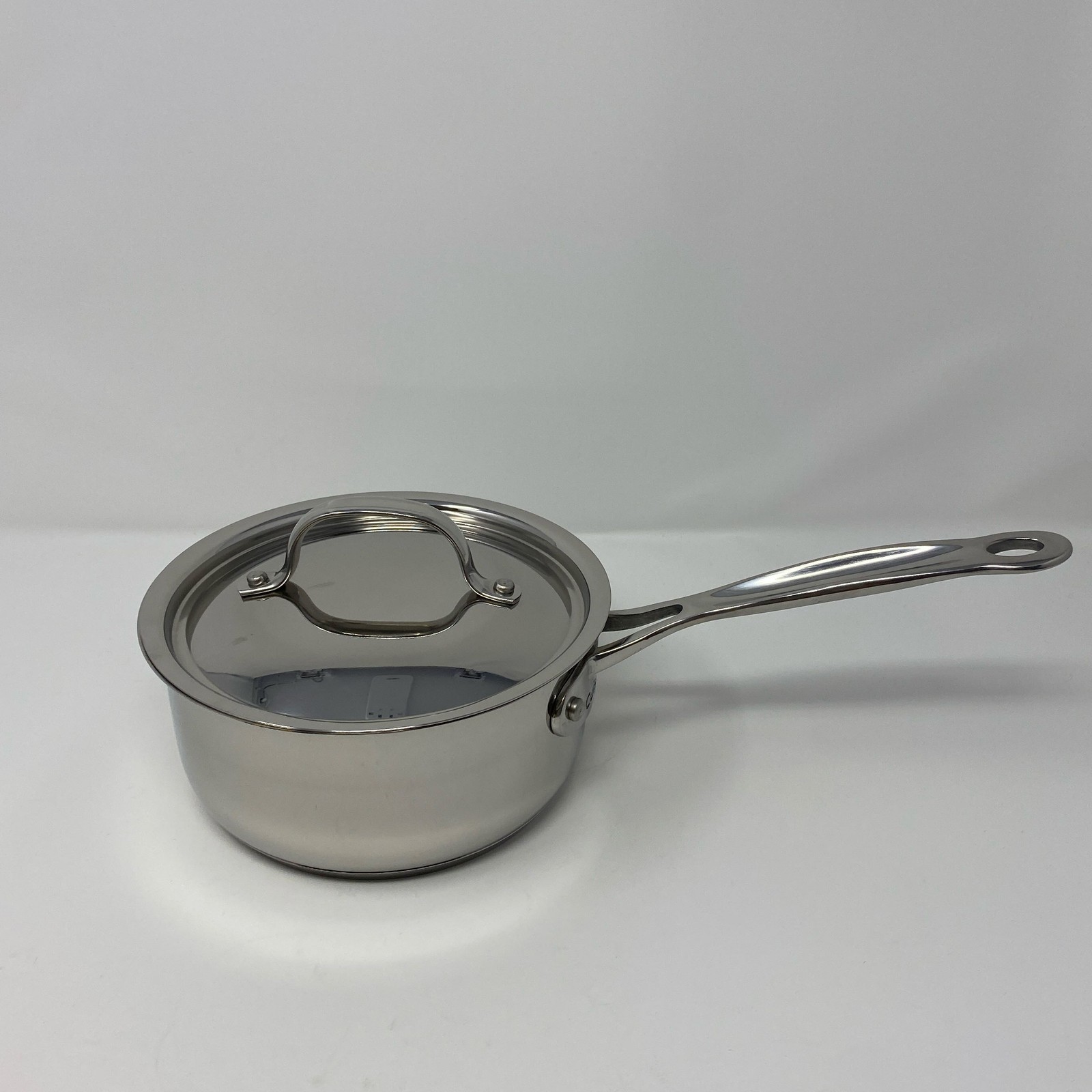 Cuisinart Chef’s Classic 1.5-Qt Stainless Saucepan w/ Lid – Silver