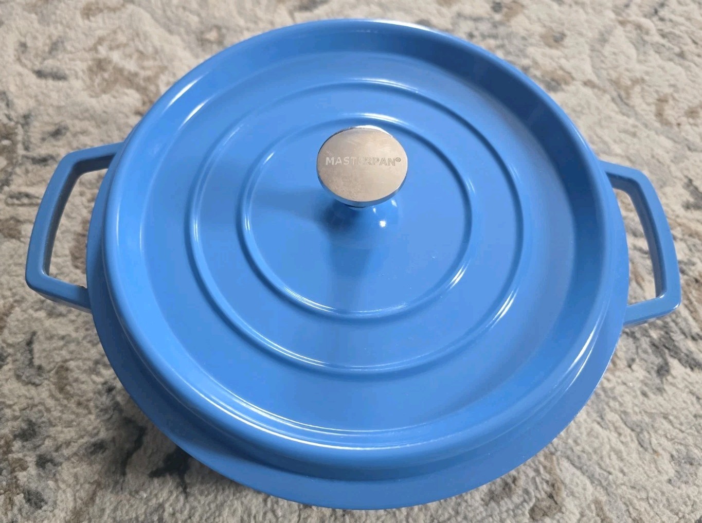 Masterpan Blue Cast Iron Non-Stick Round Casserole Pan/Pot with Lid, Two-Piece