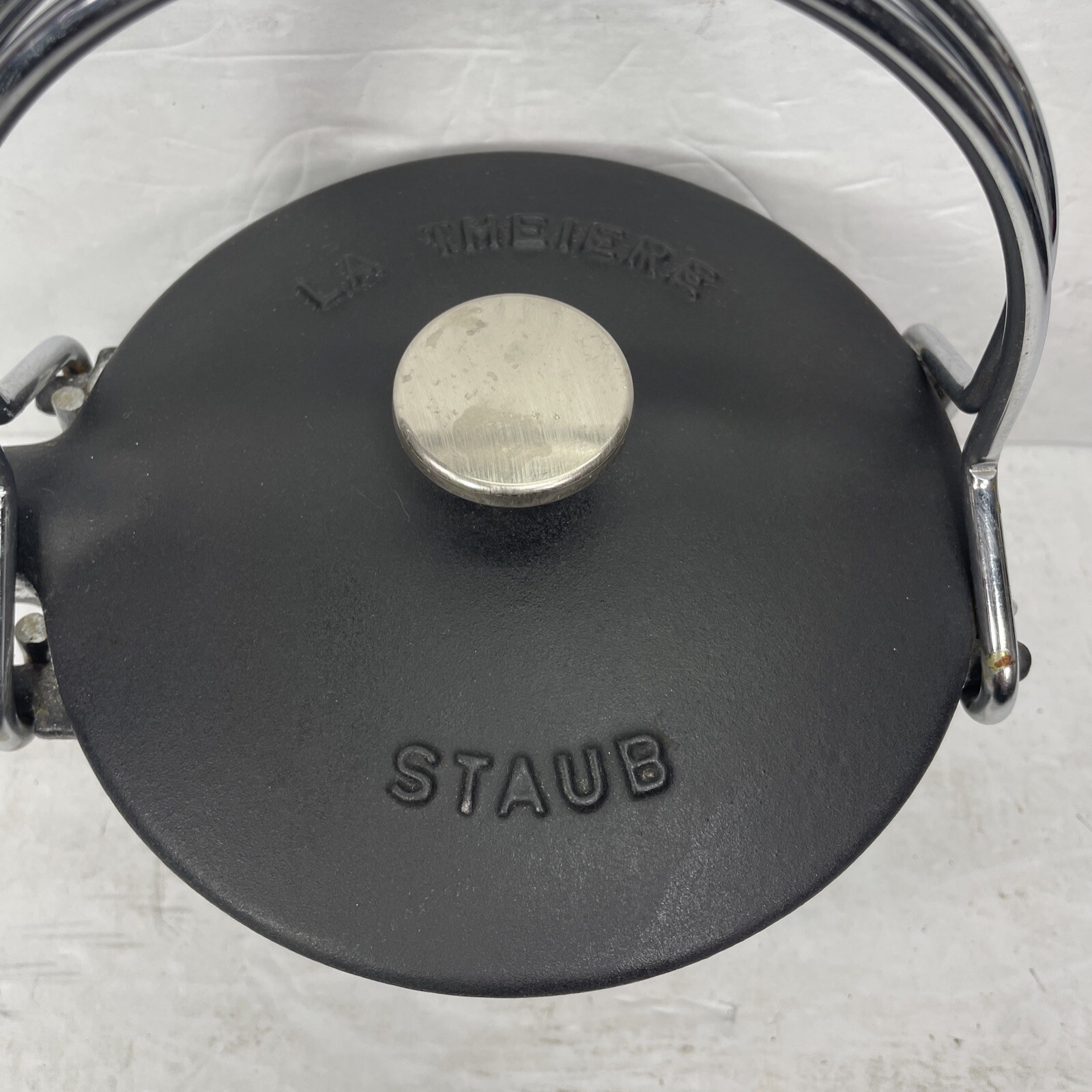STAUB La Theiere Cast Iron 1 Quart Tea Kettle Tea Pot Matte Black Enamel France