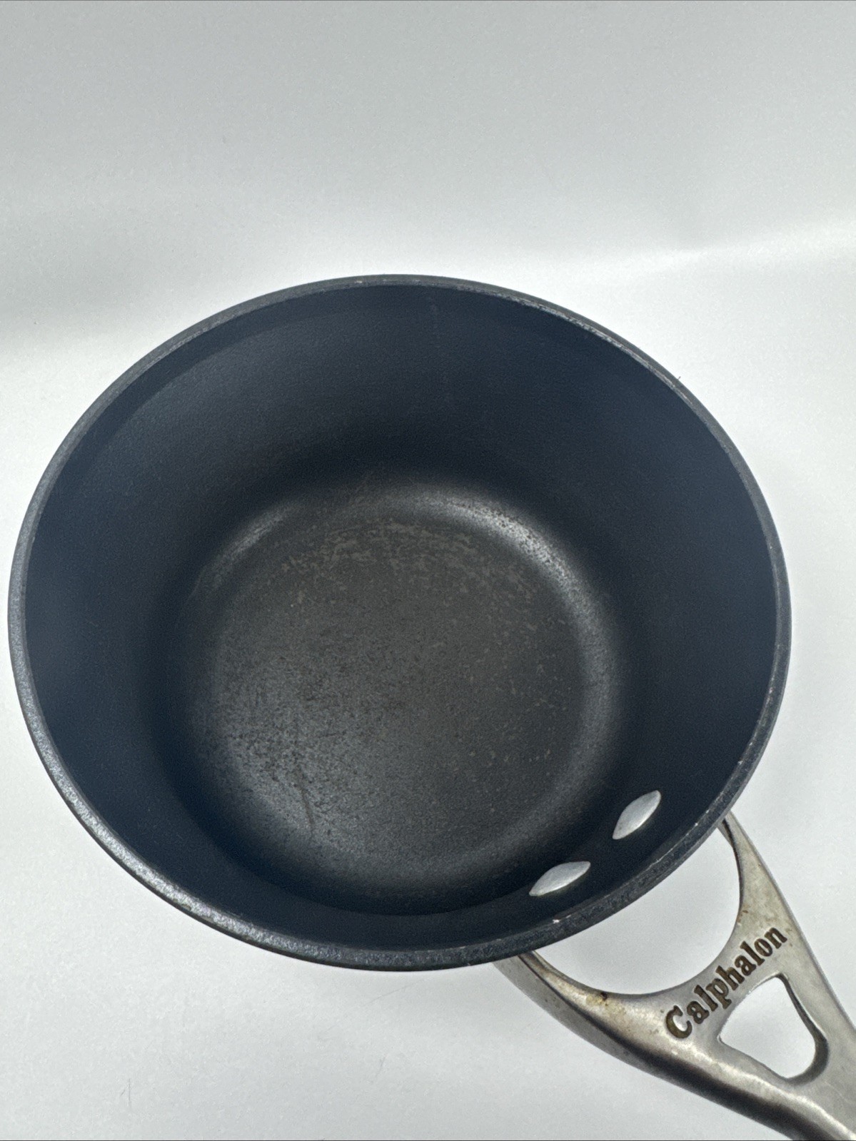 Calphalon Kitchen Essentials 1.5 Qt Sauce Pan 8701 No Lid