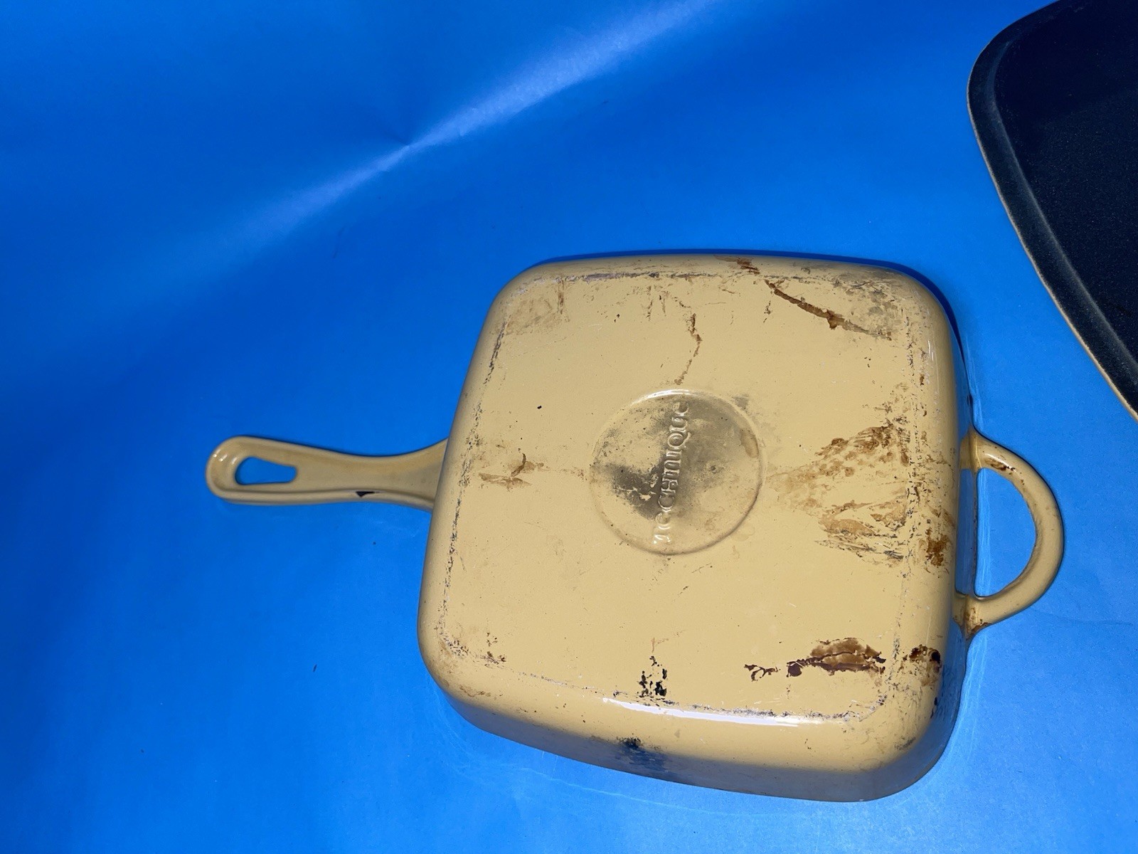 Cast Iron 8″ Square Skillet Fry Pan with Lid Bright Yellow Technique Enameled