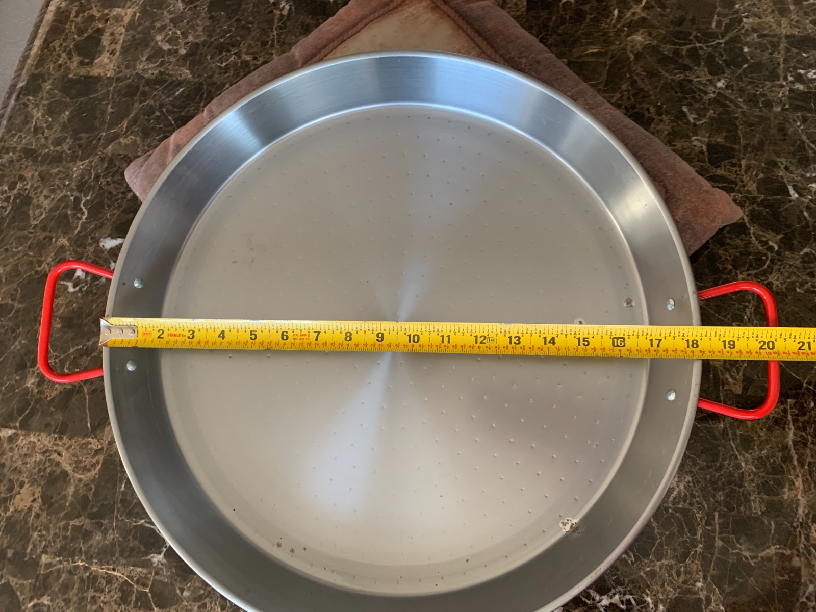 COOKING TOOLS – 18in Garcima Gourmanity Carbon Steel Paella Pan RED HANDLES