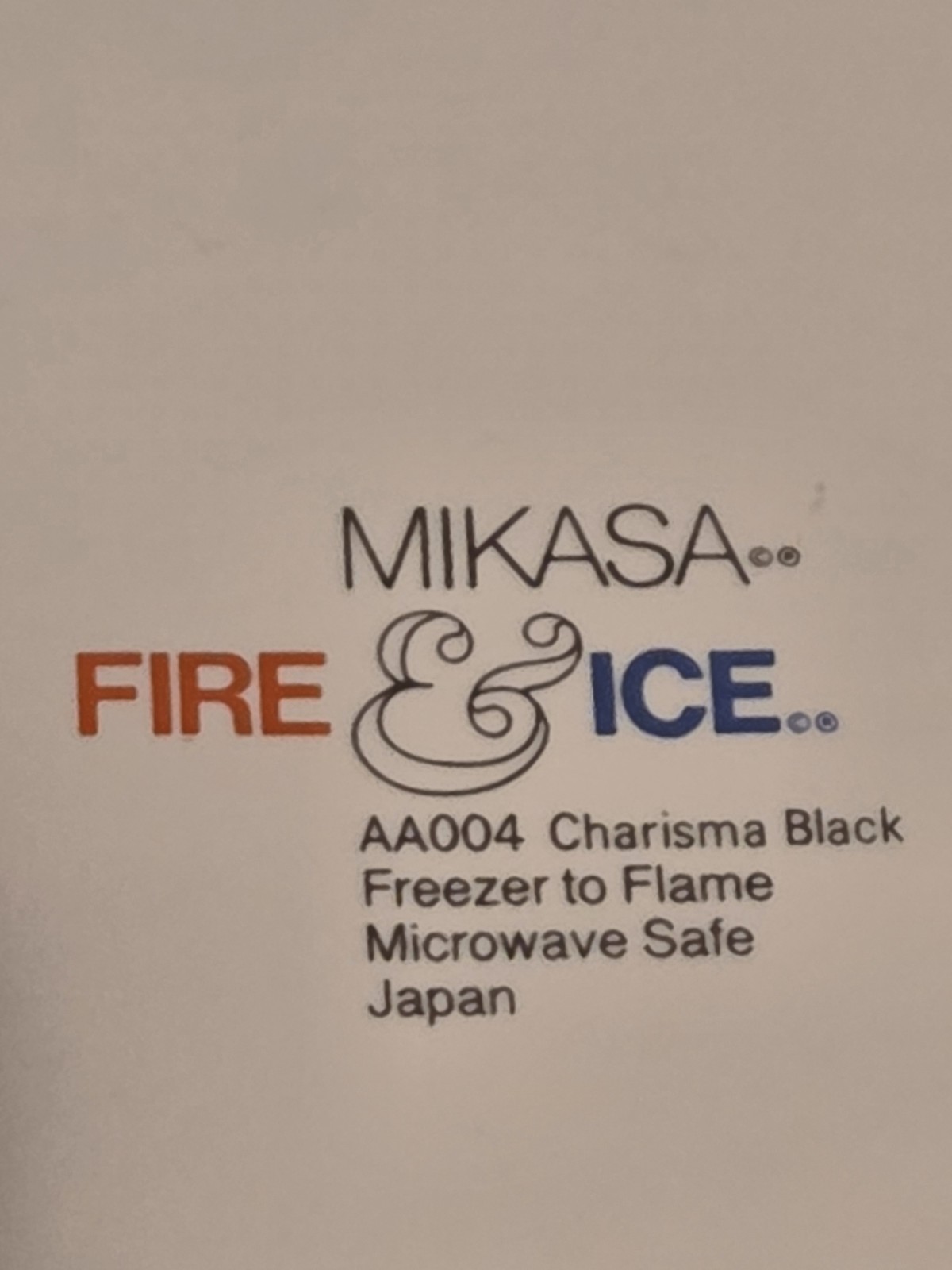 MIKASA FIRE & ICE AA004 CHARISMA BLACK 2 1/4 QUART COVERED CASSEROLE