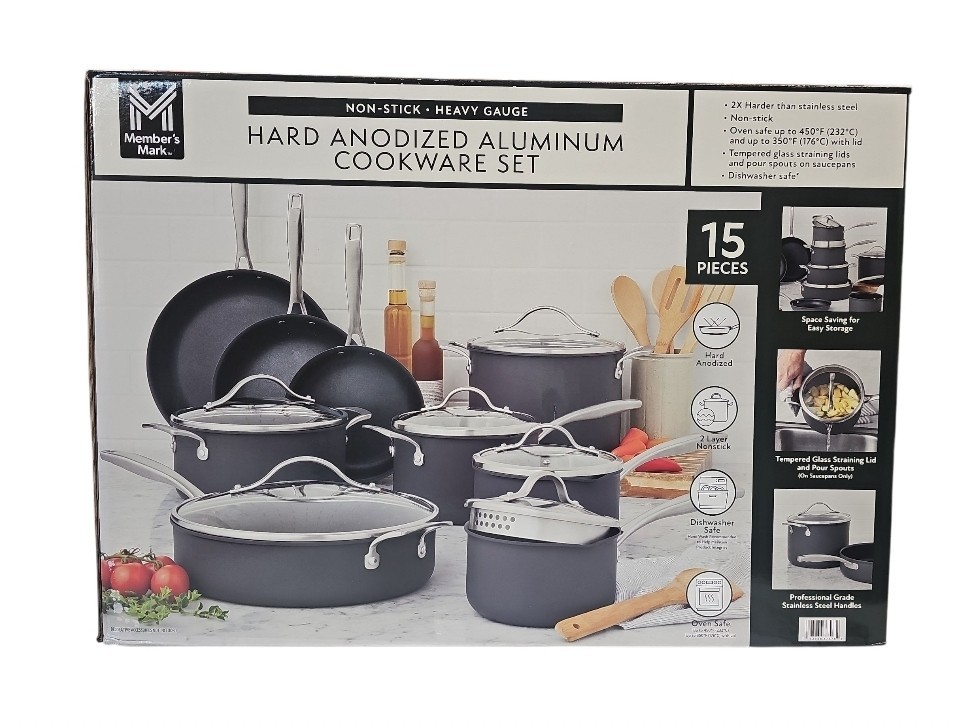 Member’s Mark 15-Piece Hard Anodized Aluminum Cookware Set