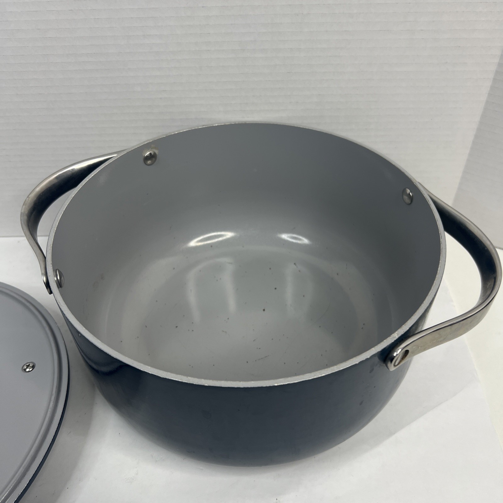 Caraway Navy Blue Ceramic 6.5qt Dutch Oven with Lid Pre-Owned Good Condition