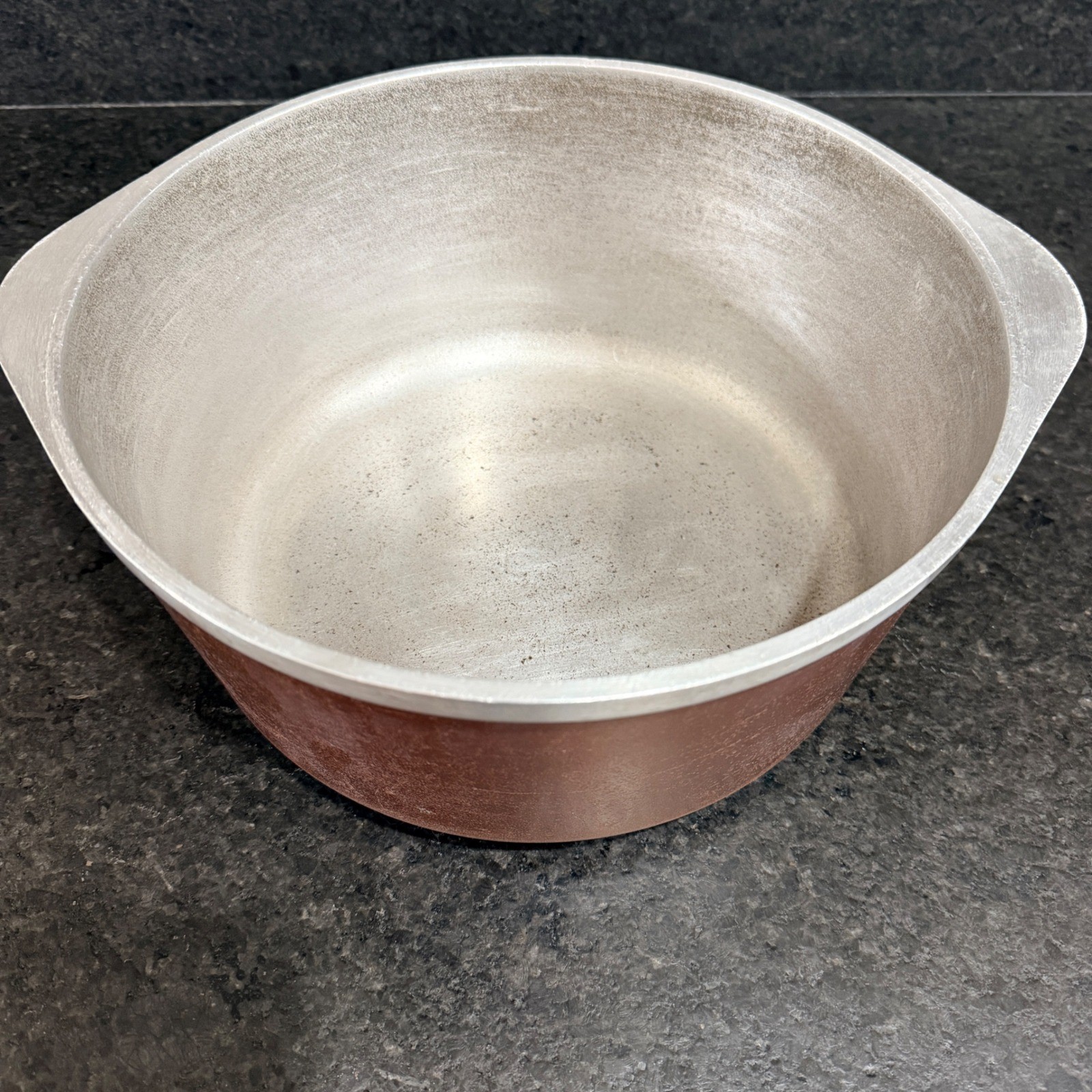 Vintage Club Cast Aluminum Dutch Oven with Lid Brown Stock Pot 8 Quart Very Used