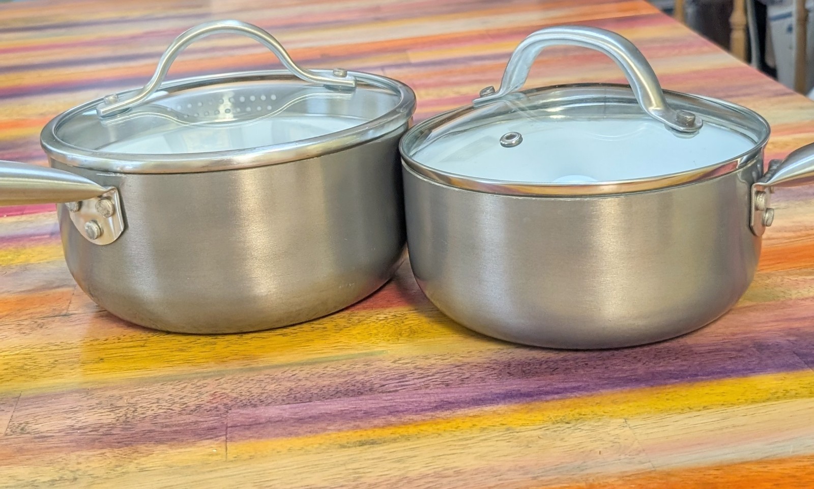⭐Oster Pot Pan Non Stick 2 Piece Aluminum Cookware Set in Gray Metal Handles