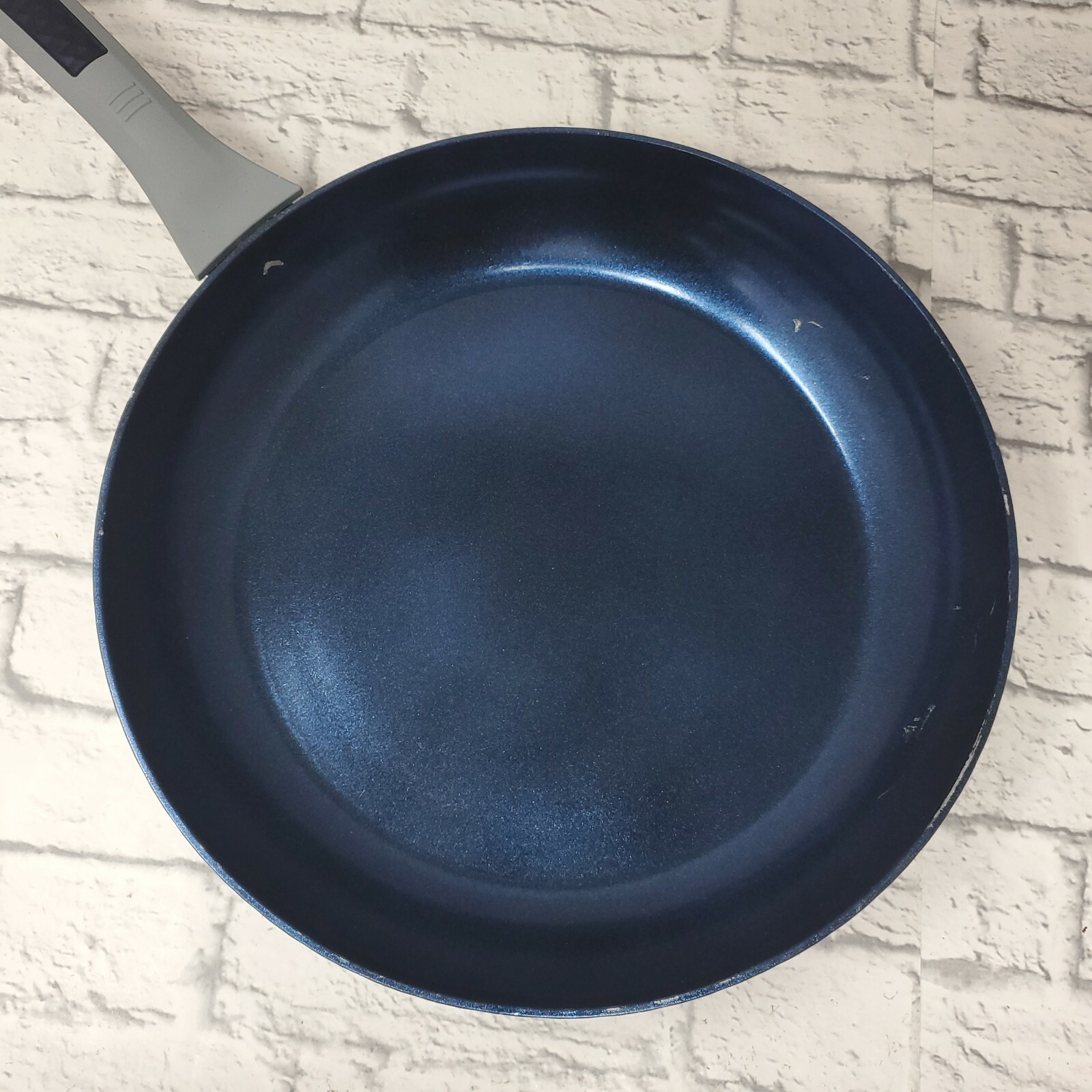 Brooklyn Steel Co. Cookware Aurora 12.5″ Aluminum Iridescent Hammered Frypan