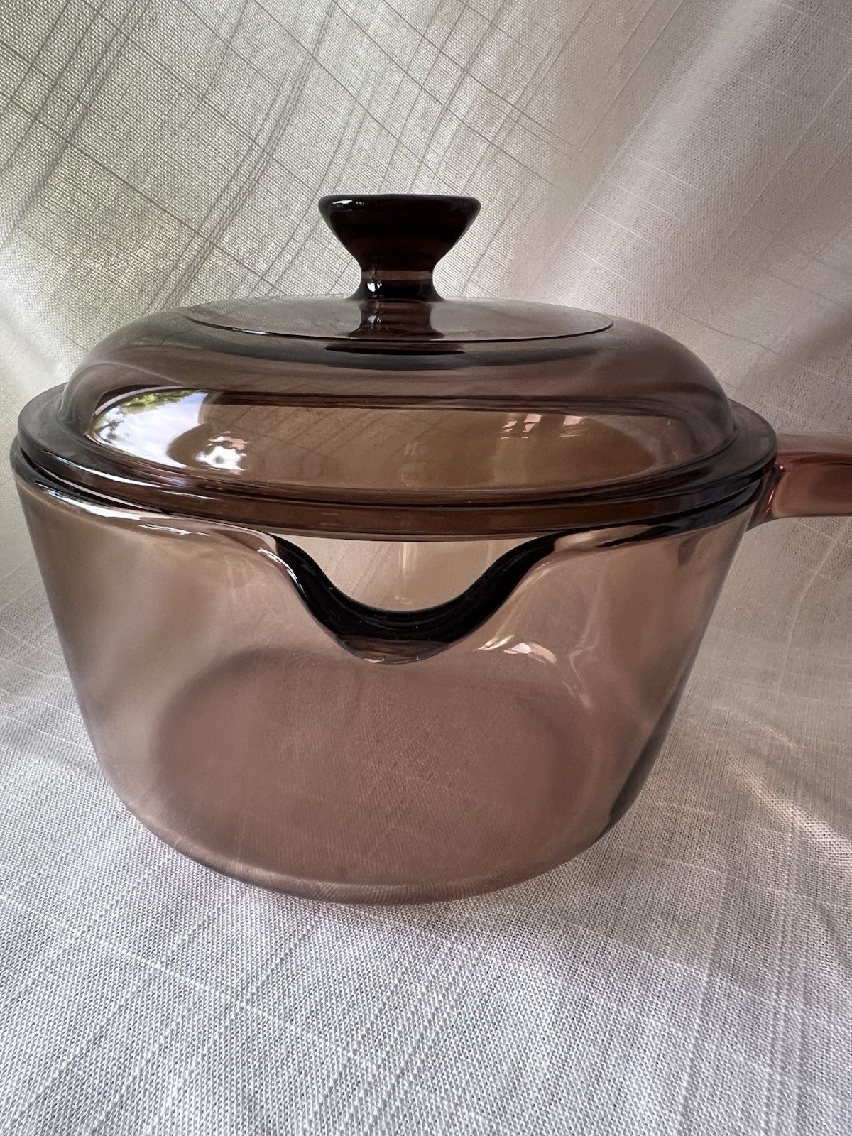 Corning Vision Ware Amber 1 Liter Sauce Pan Pour Spout Pot Pyrex Lid USA Nice