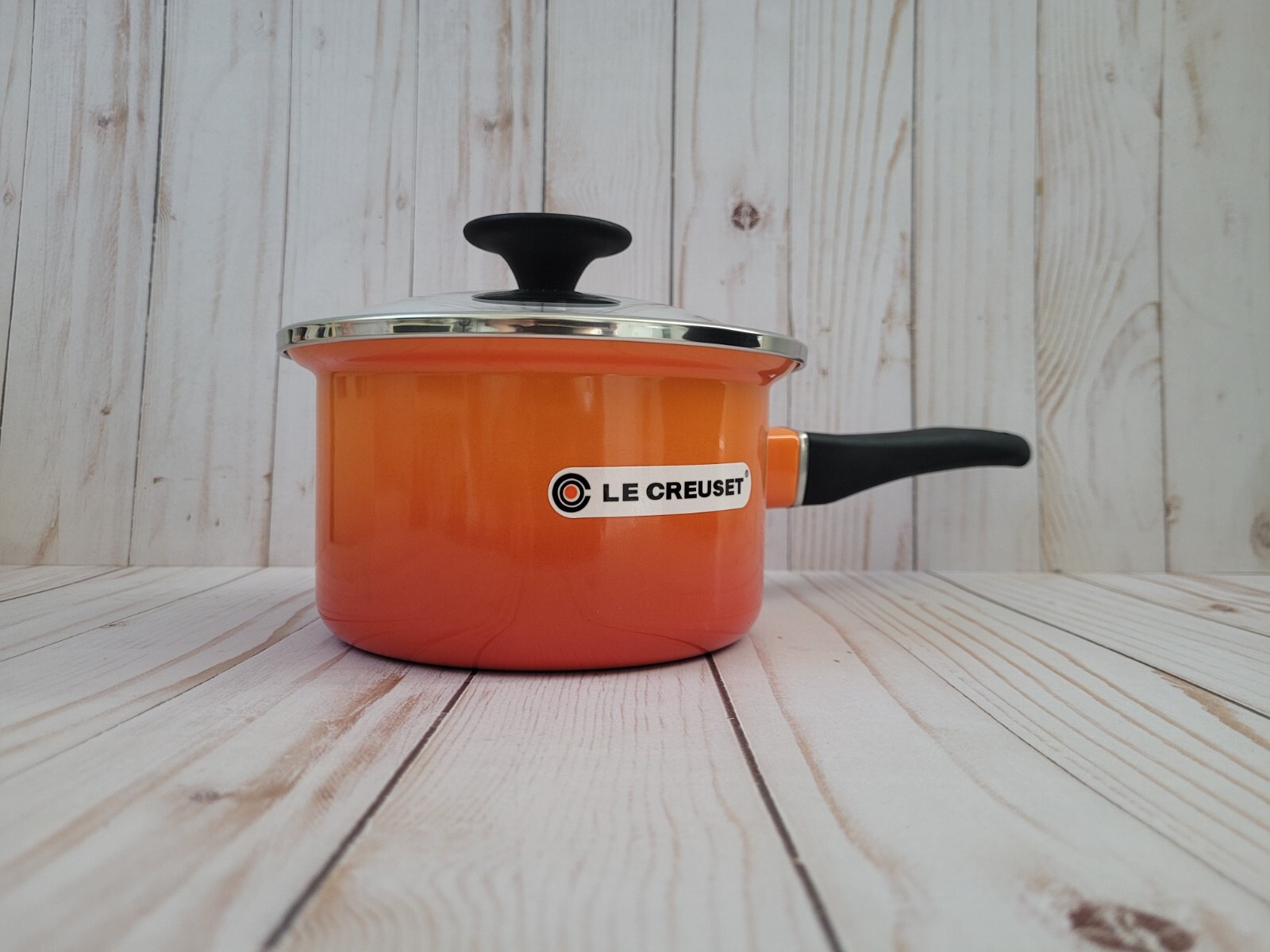 Brand New Le Creuset 1.5 qt Classic Round Saucepan Flame with Lid in Retail Box
