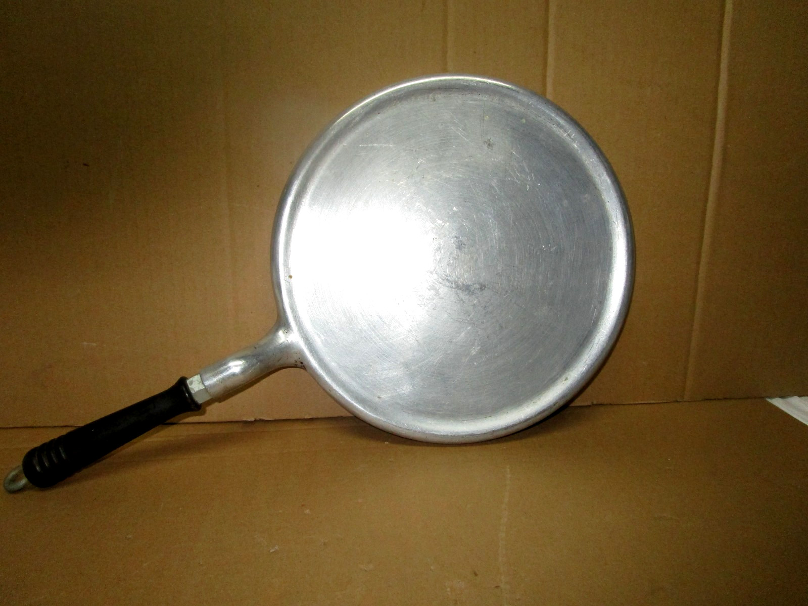 Vintage Household Institute wood handled flat aluminum griddle