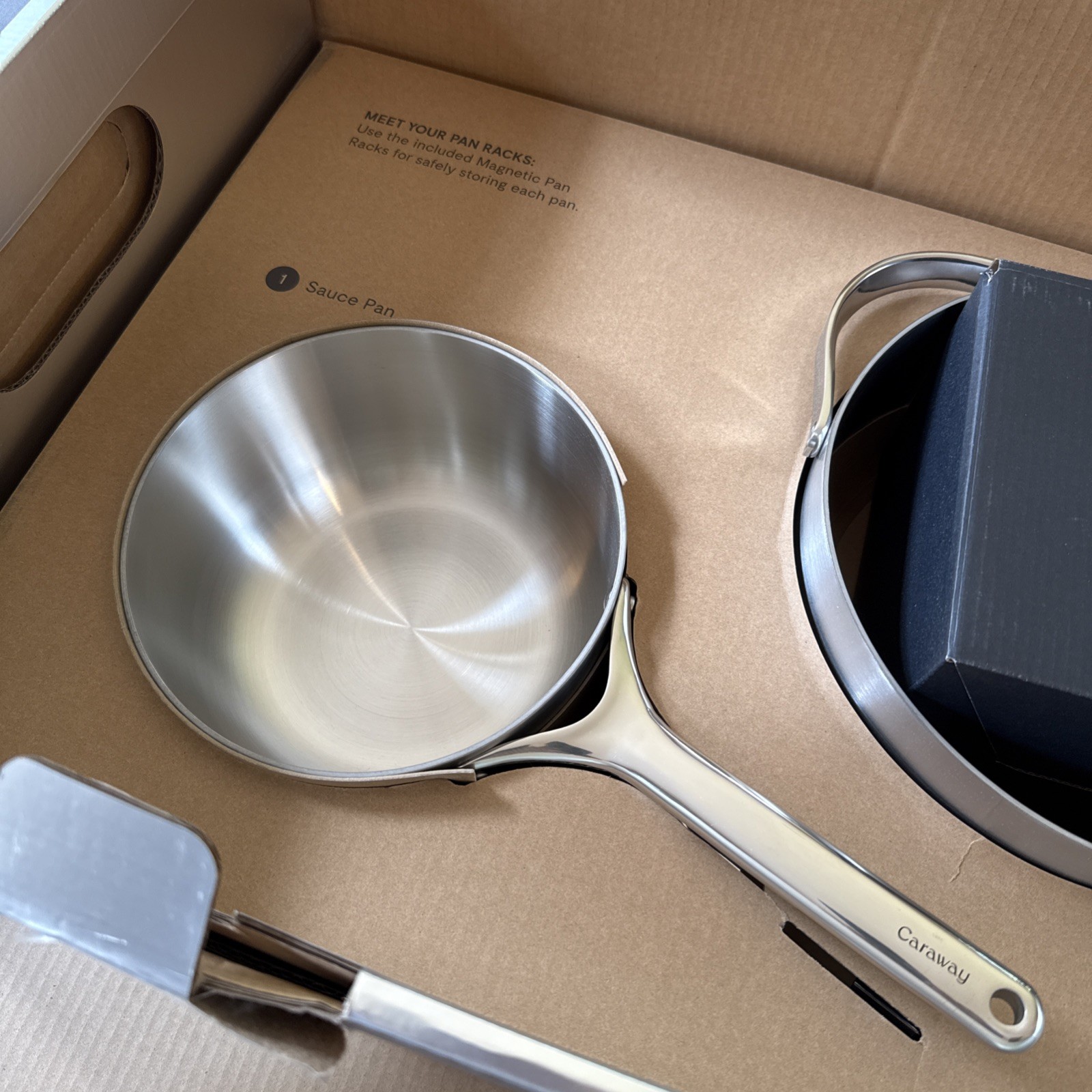 CARAWAY HOME Cookware Set Stainless Steel With Leak Proof Lid Silver 7 – Piece
