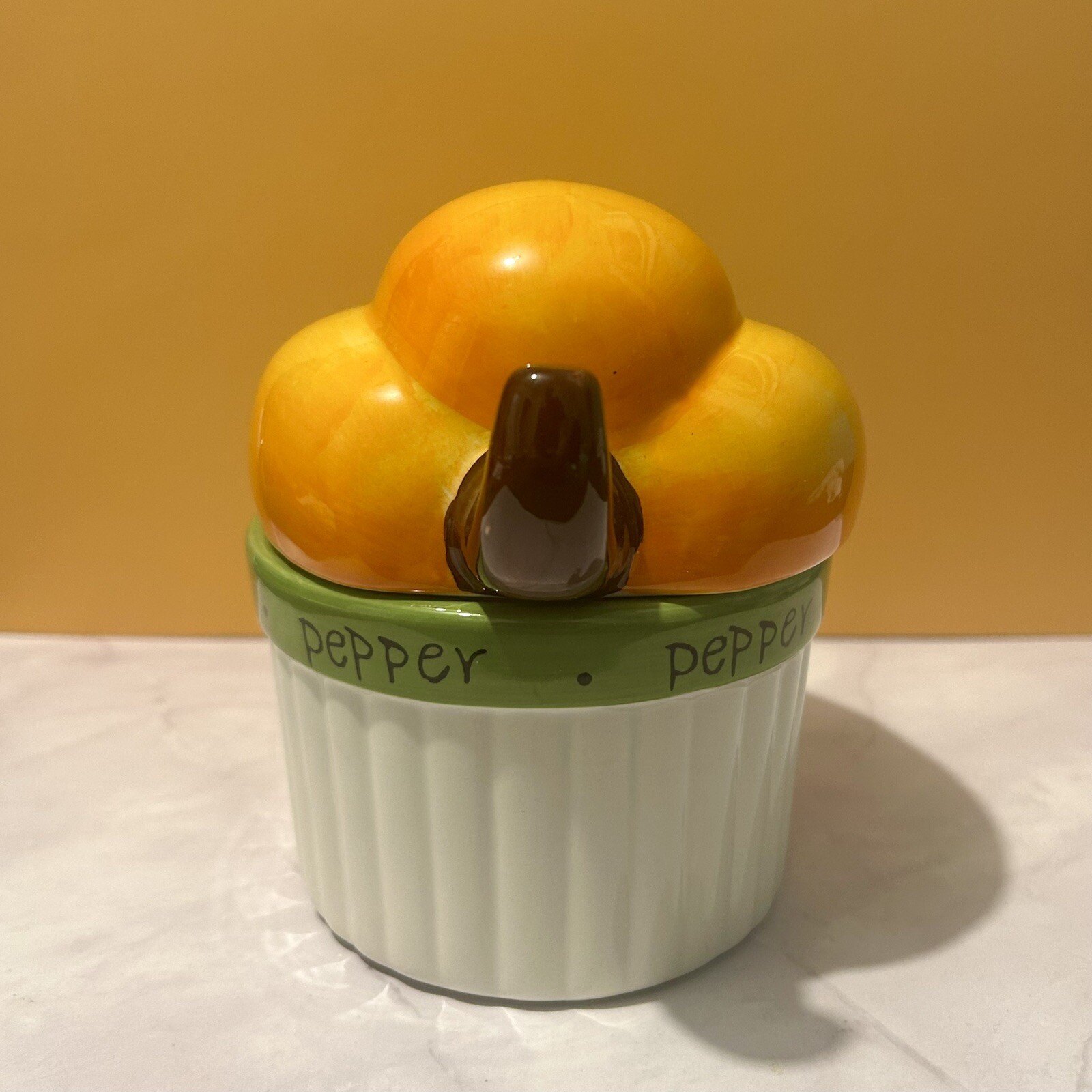 🫑 Certified International 16 oz Orange Bell Pepper Casserole Dish Judy Phipps