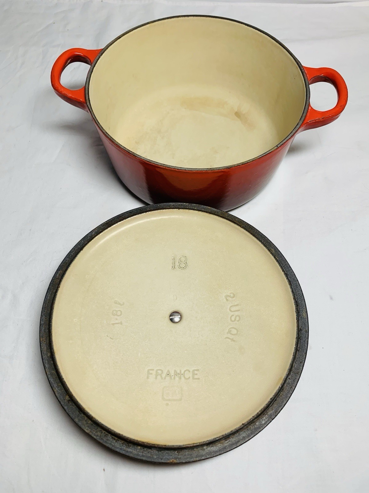 Le Creuset 18 Signature Enameled Cast Iron Round 2 QT Dutch Oven Cherry