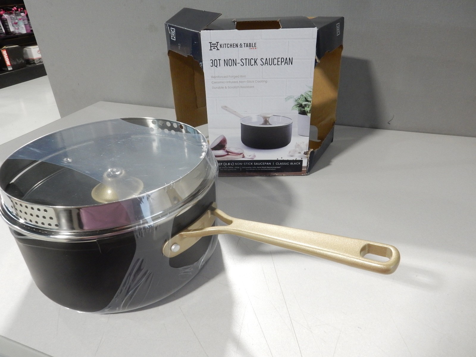 Kitchen & Table by HEB Non-Stick Sauce Pan 3QT Classic Black