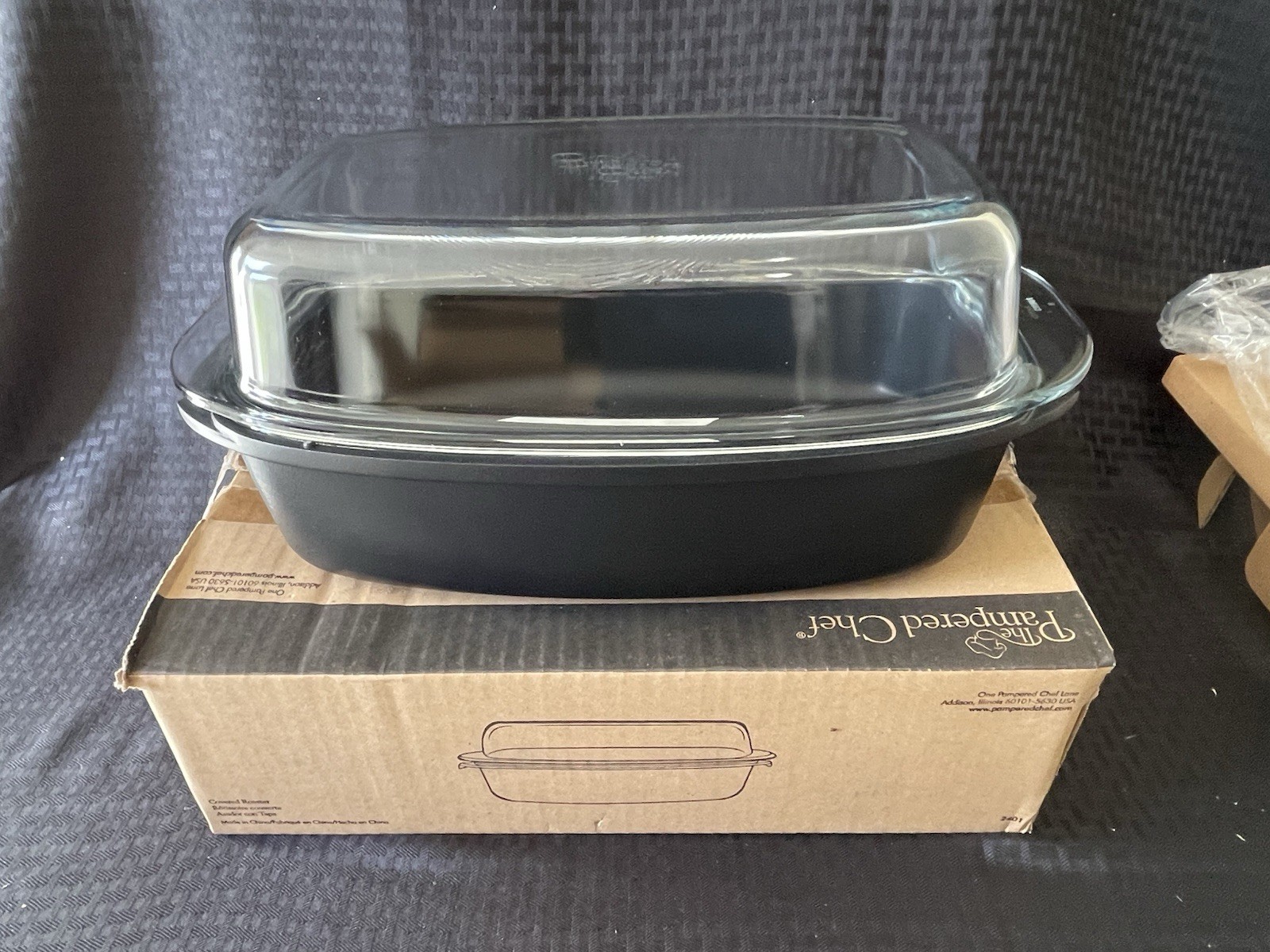 Pampered Chef #2401 Covered Roaster 4.25 Qt Cast Aluminum Roasting Pan NEW