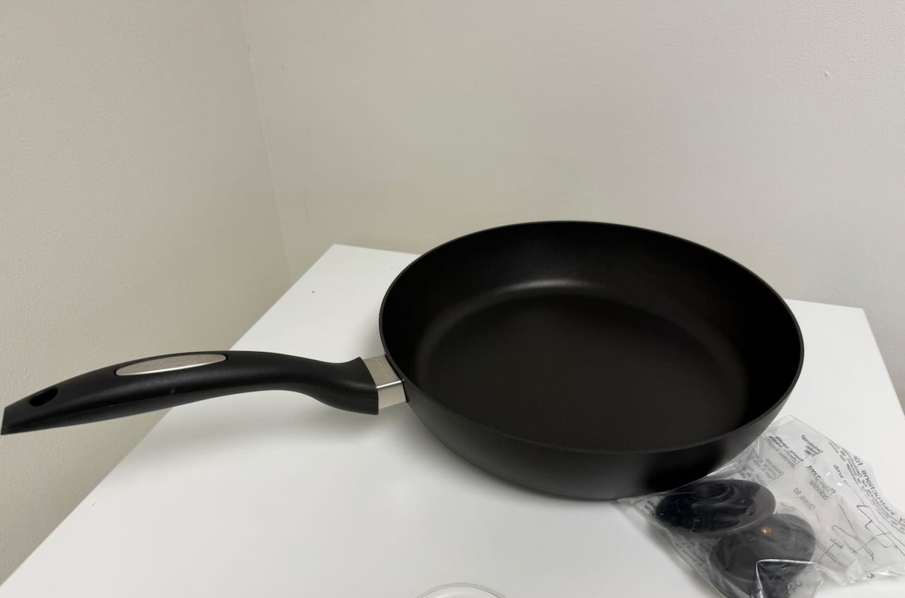 Scanpan IQ 11-Inch Saute Pan with Lid, 2.5 Quart
