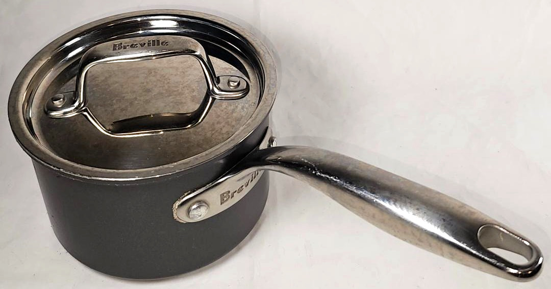 Breville 1.5 Quart/1.4 Liter Saucepan Hard-Anodized w/ Stainless Lid 12 1/4″