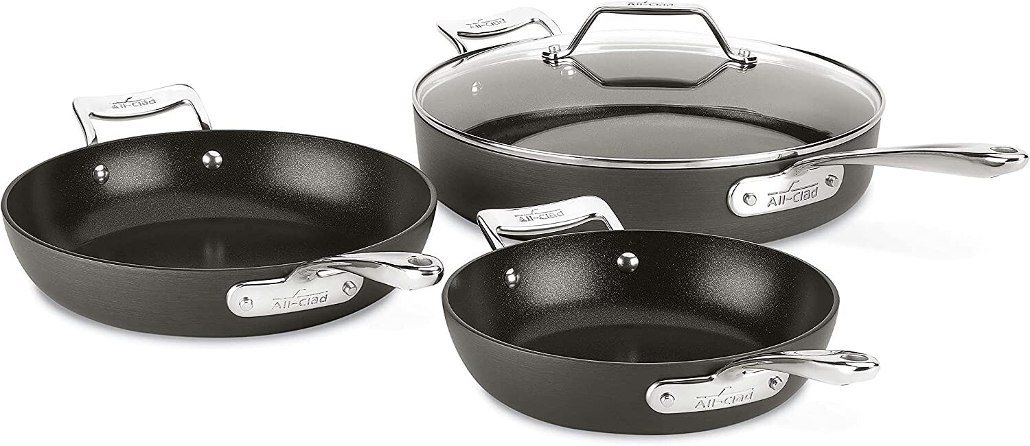 All-Clad Essentials Nonstick 4-piece Skillet set