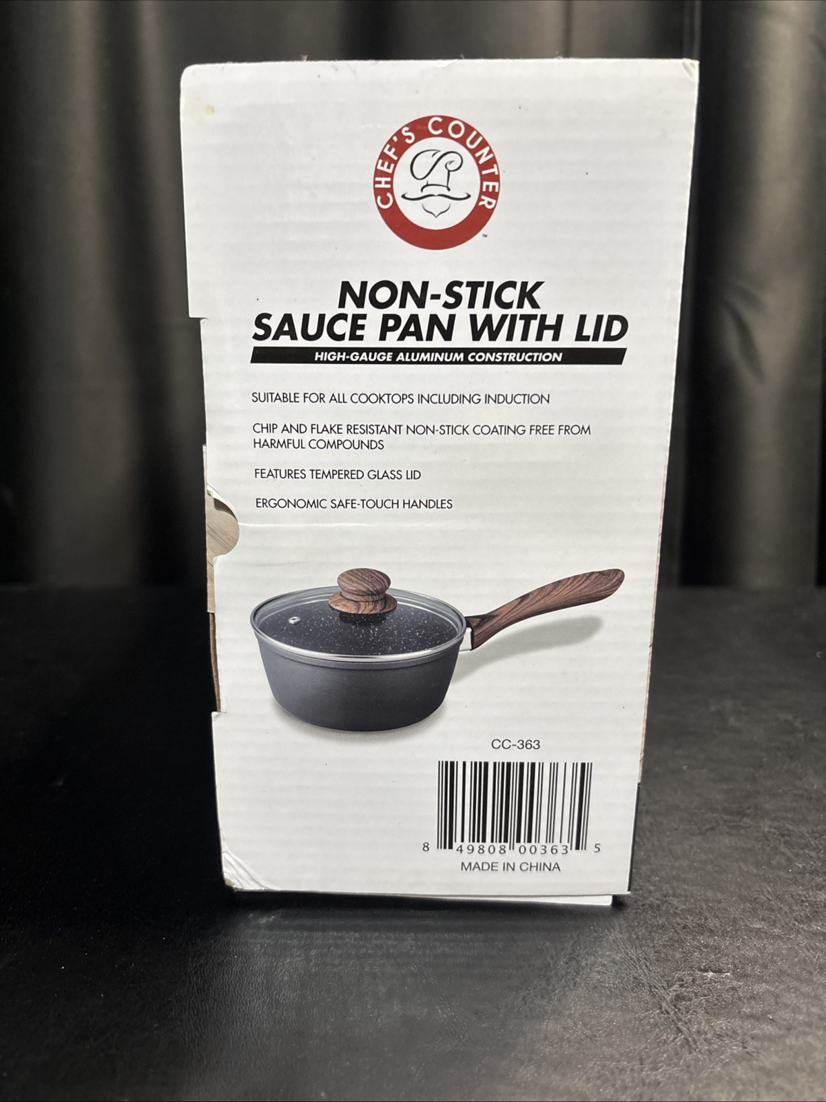 New In Box Chef’s Counter 1.5 QT Non Stick Saucepan with lid