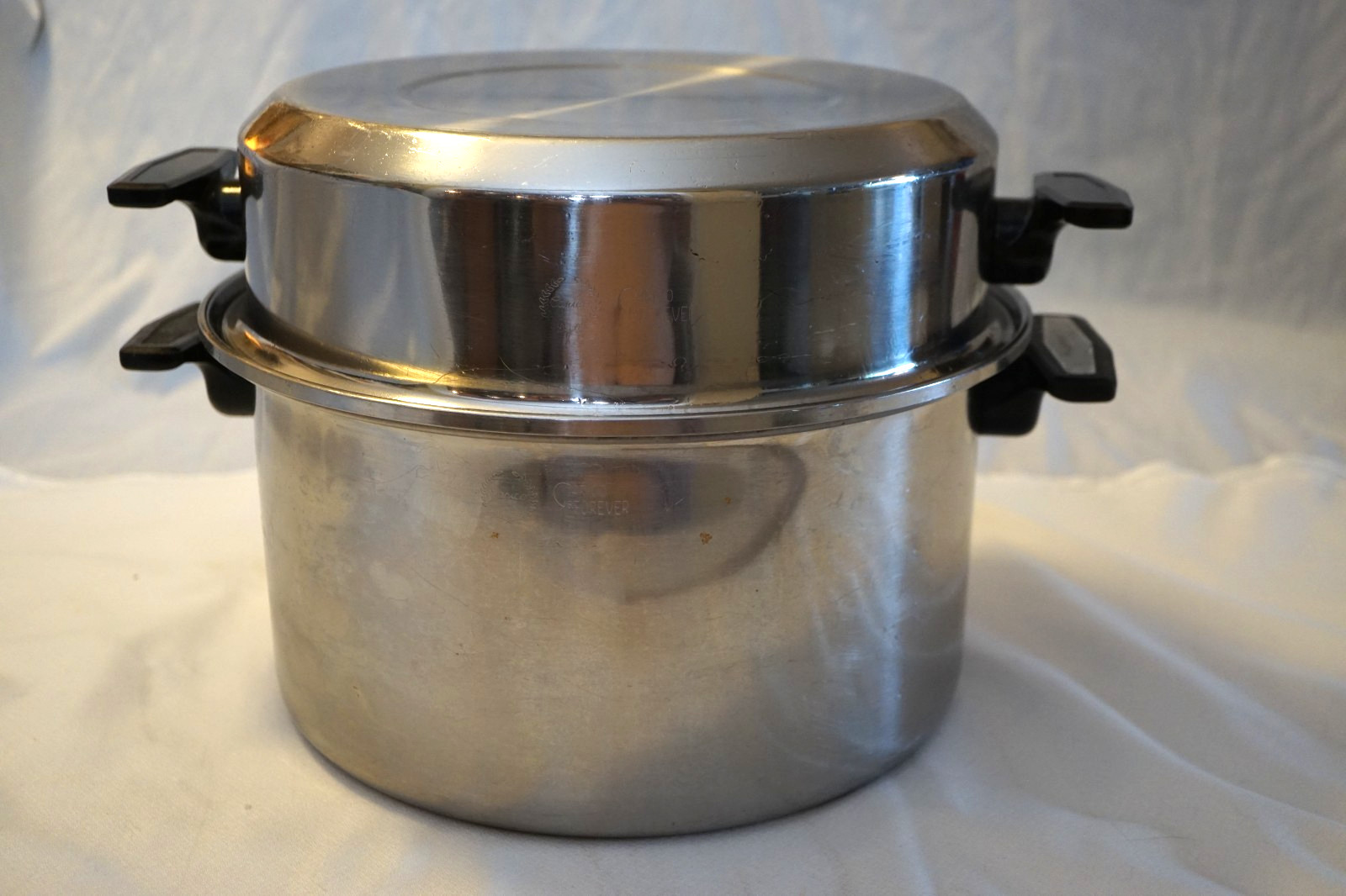 CARICO STOCKPOT 8 QUART W /2 LIDS REGULAR & DOME STAINLESS STEEL MADE IN USA
