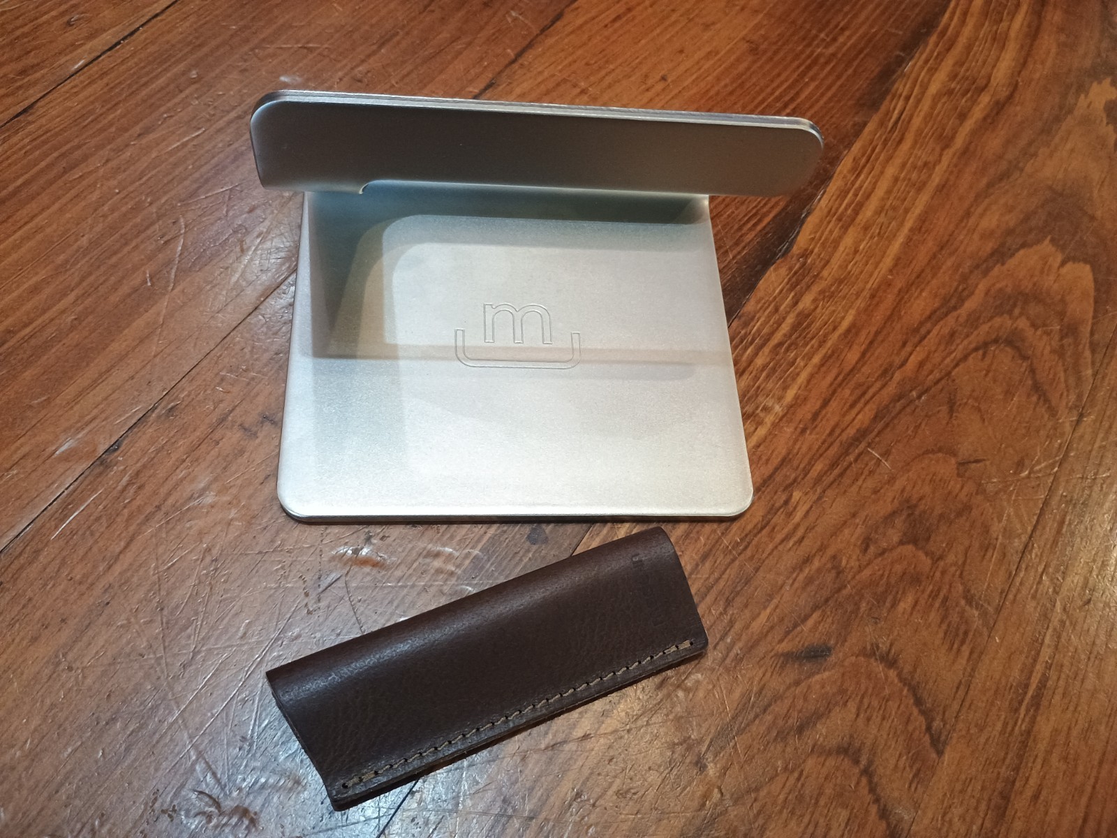 Made In Cookware – Stainless Steel Grill Press Removable Leather Handle Made-In