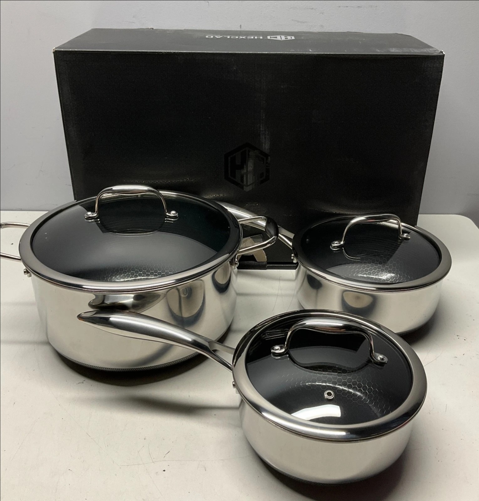 HexClad 6-Piece Hybrid Cookware Set – Pot & Lid