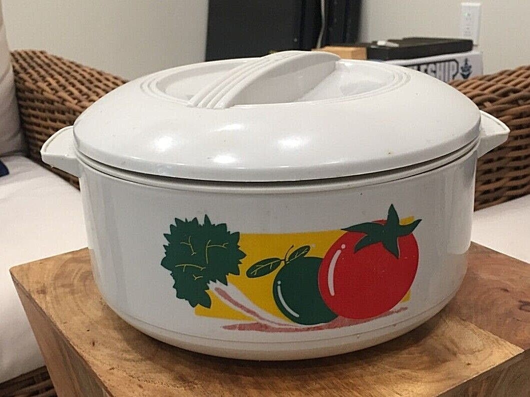 Vintage Milton 2700-ML Cozette Ultra Plastic Casserole