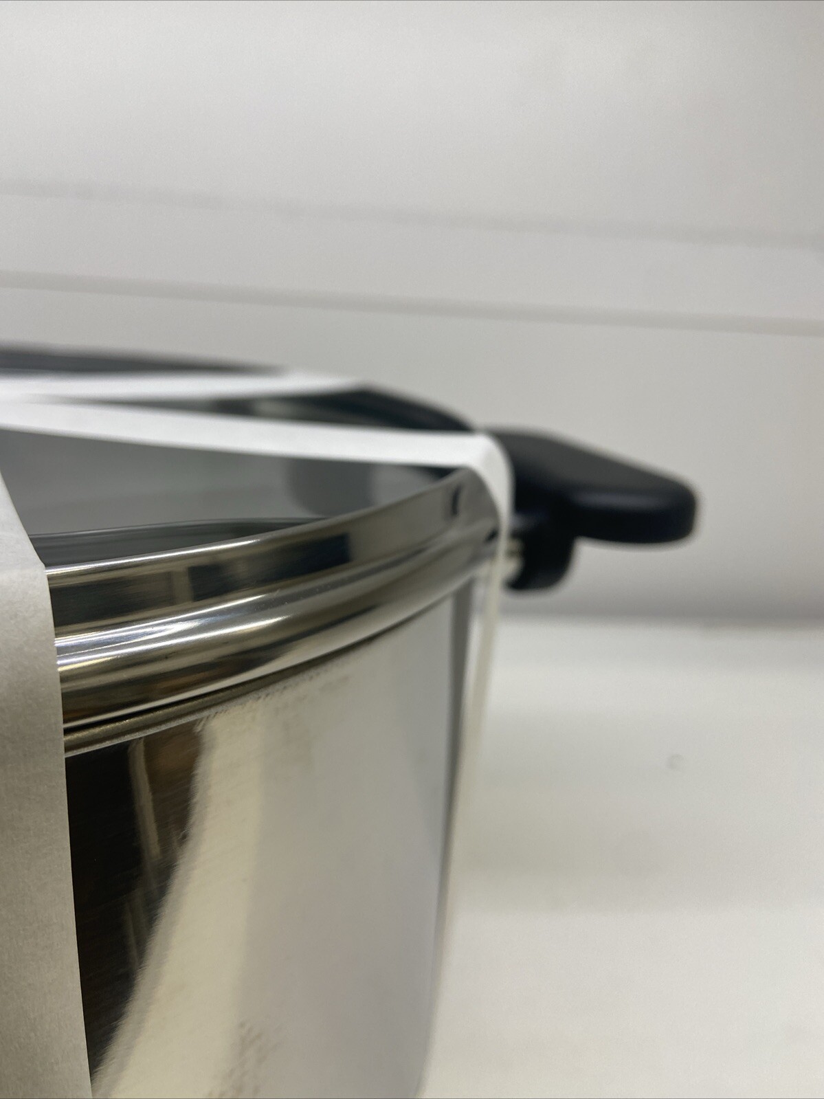 Brand New IKEA MIDDAGSMAT Stainless Steel Pot With Lid, 5 L (5.3 Qt) 905.765.21