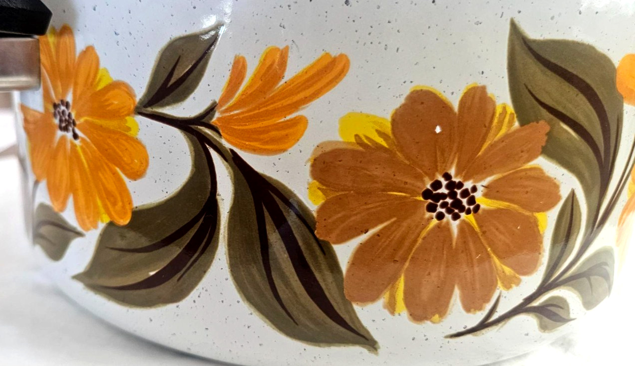 Vintage 70″s MJP Capri Enamelware Pot Orange Daisy Floral MCM Spain No Lid