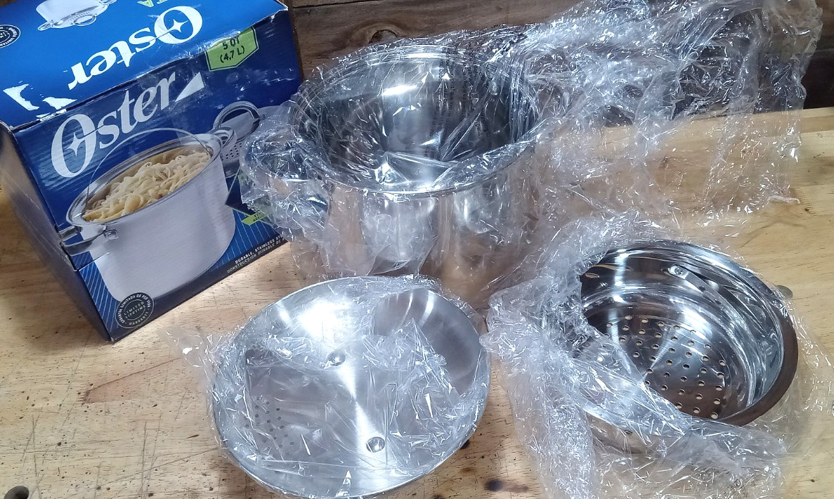 Oster Sangerfield Stainless Steel 5 Quart Pasta Pot w/Steamer & Strainer Lid