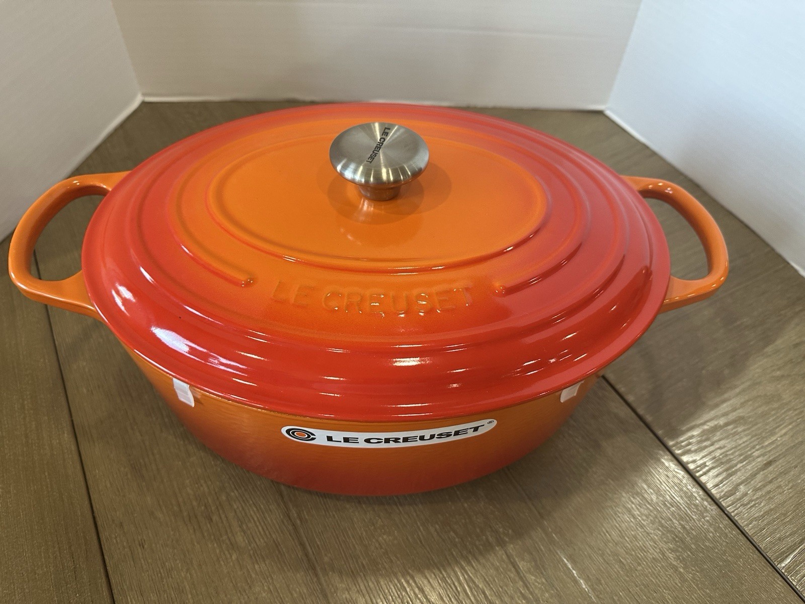Le Creuset Signature Cast Iron Oval Dutch Oven Flame 9.5 qt new without box