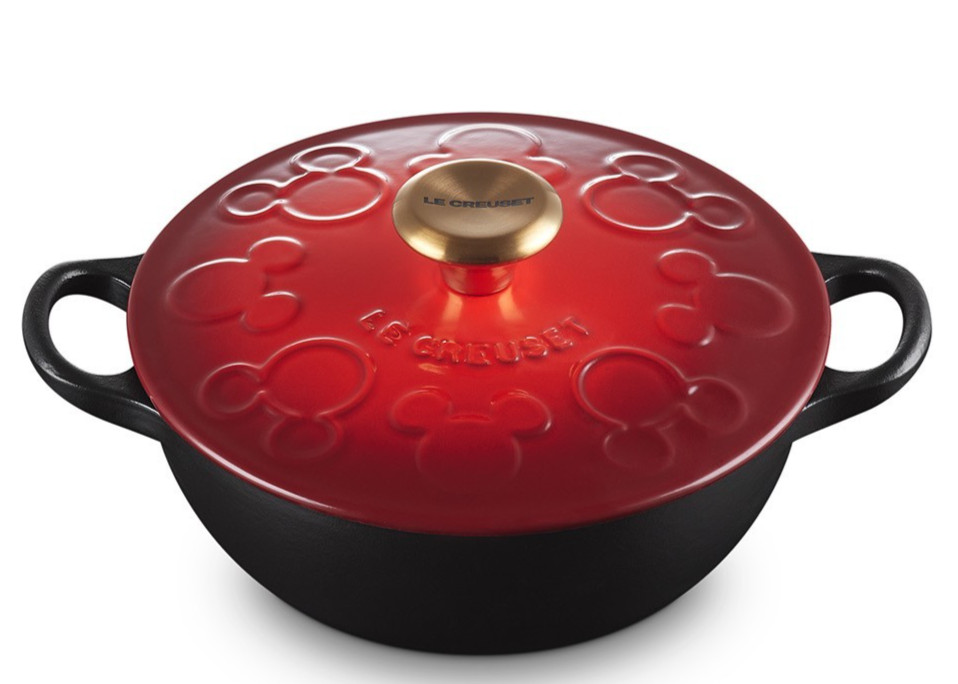 Le Creuset Cast Iron Mickey Mouse Marmite 18cm 1.5Qt Cherry Red Black Gold Knob