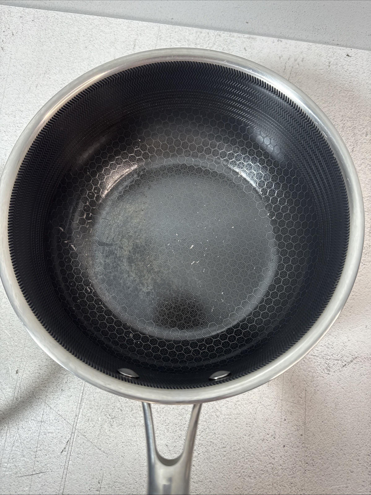 Hexclad Hybrid Nonstick 3 QT Quart Saucepan Pot 8″ With Glass Lid *AS IS*