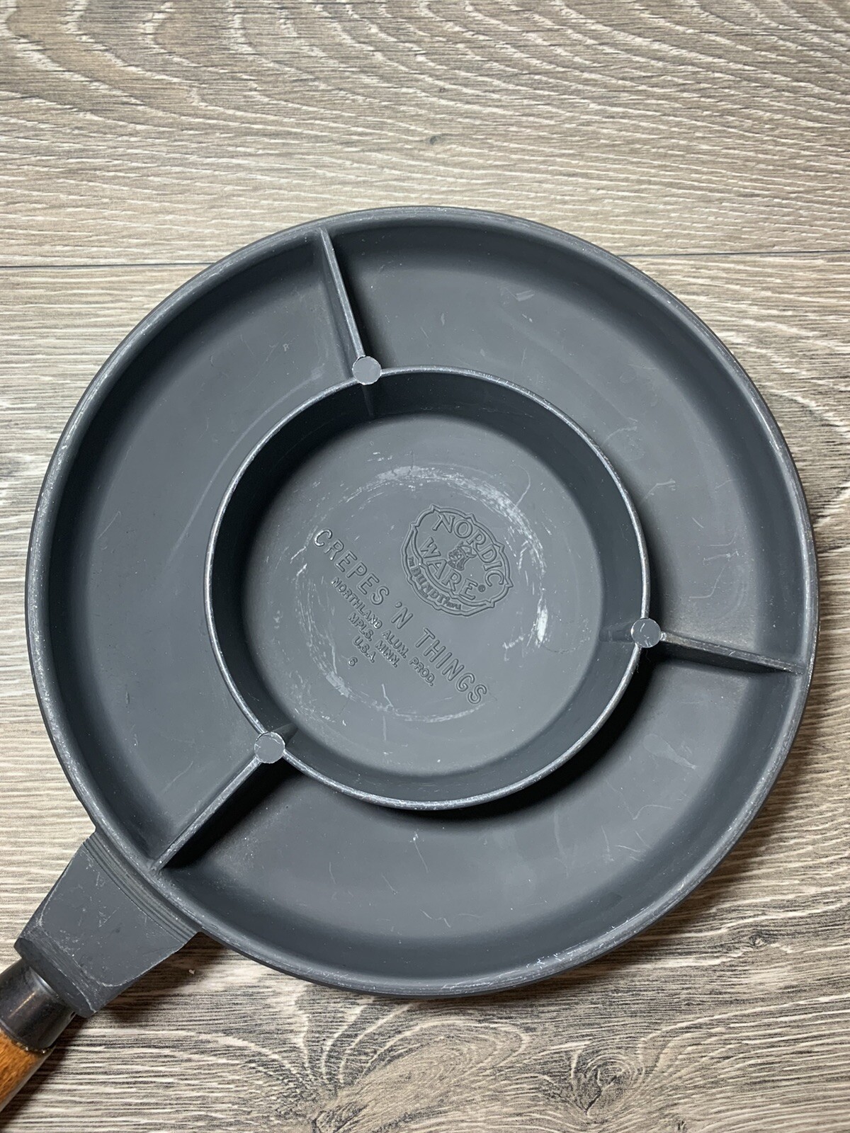 Vintage NORDIC WARE CREPES N’ THINGS 8.5” Cast Aluminium Wooden Handle USA
