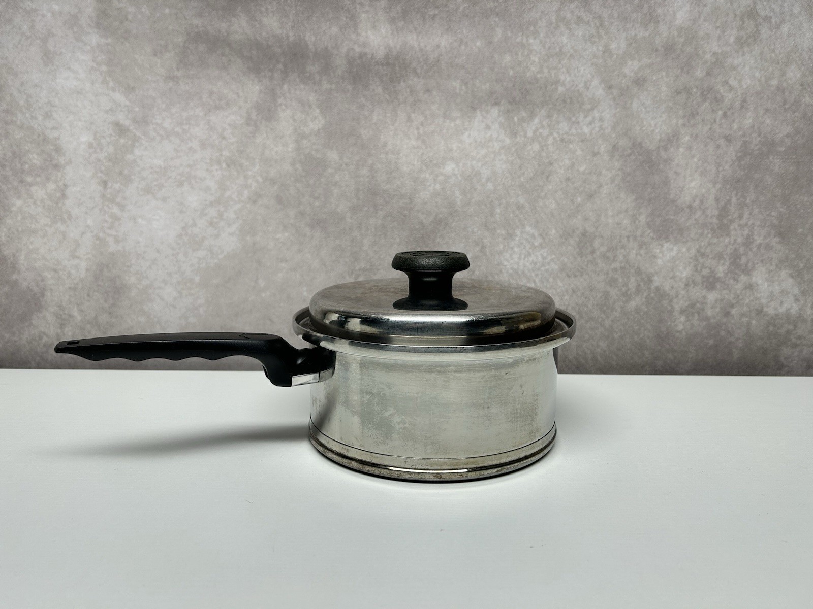 VTG Lifetime 6 Ply Stainless Steel Sauce Pan W/ Lid 1-1/2 Qt 8.5″ T304 CC