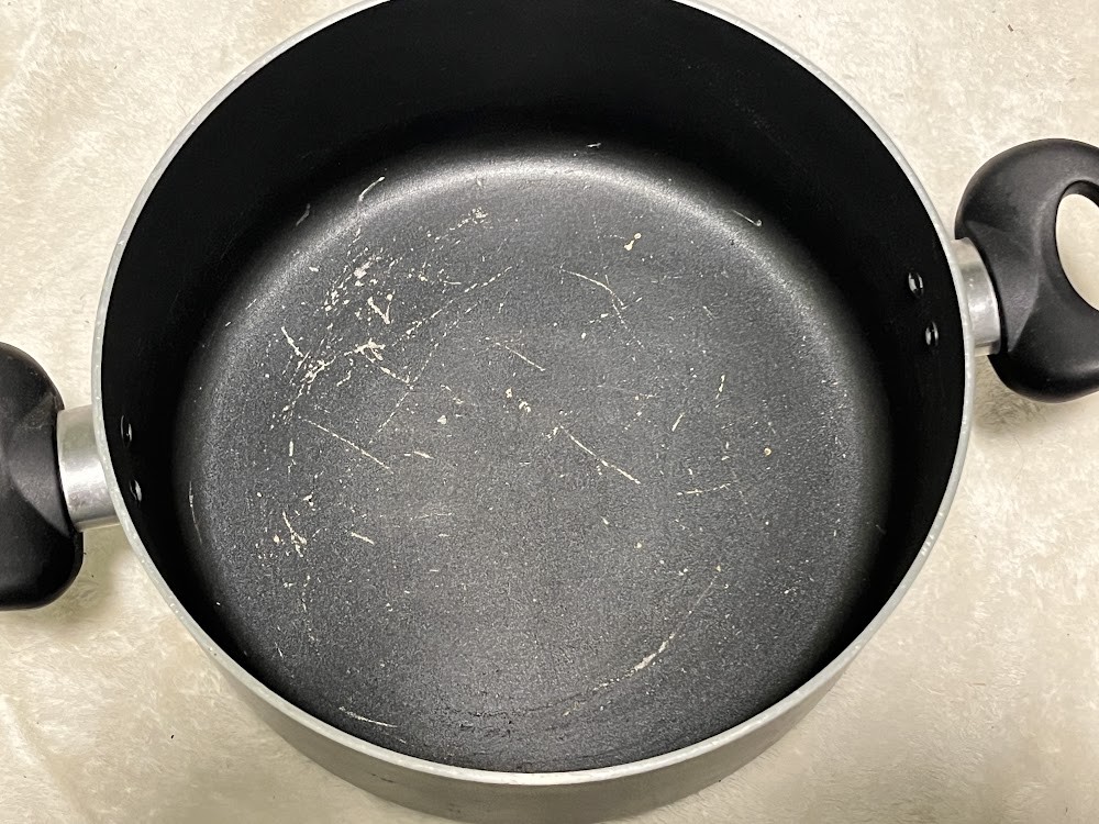 T-fal Tefal Nonstick Aluminum Pot 9.5″ Dia x 4.25″ Tall, Black, No Lid